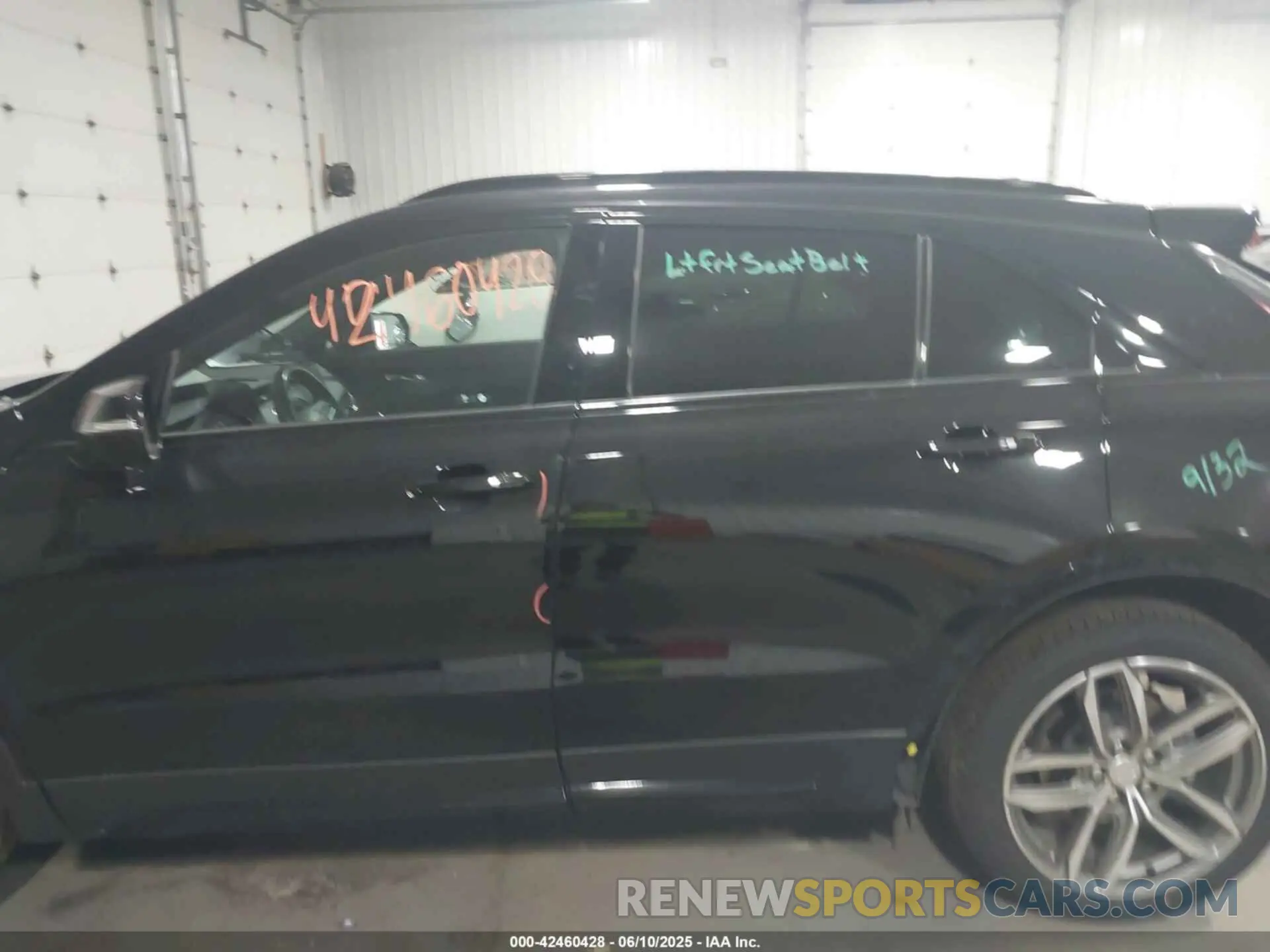 14 Photograph of a damaged car 1GYFZFR4XNF124137 CADILLAC XT4 2022