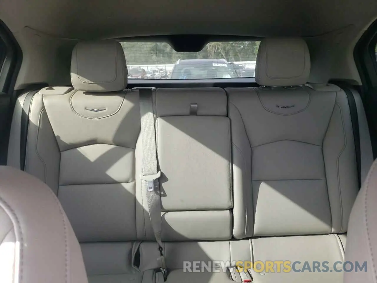 10 Photograph of a damaged car 1GYAZAR40PF101482 CADILLAC XT4 2023