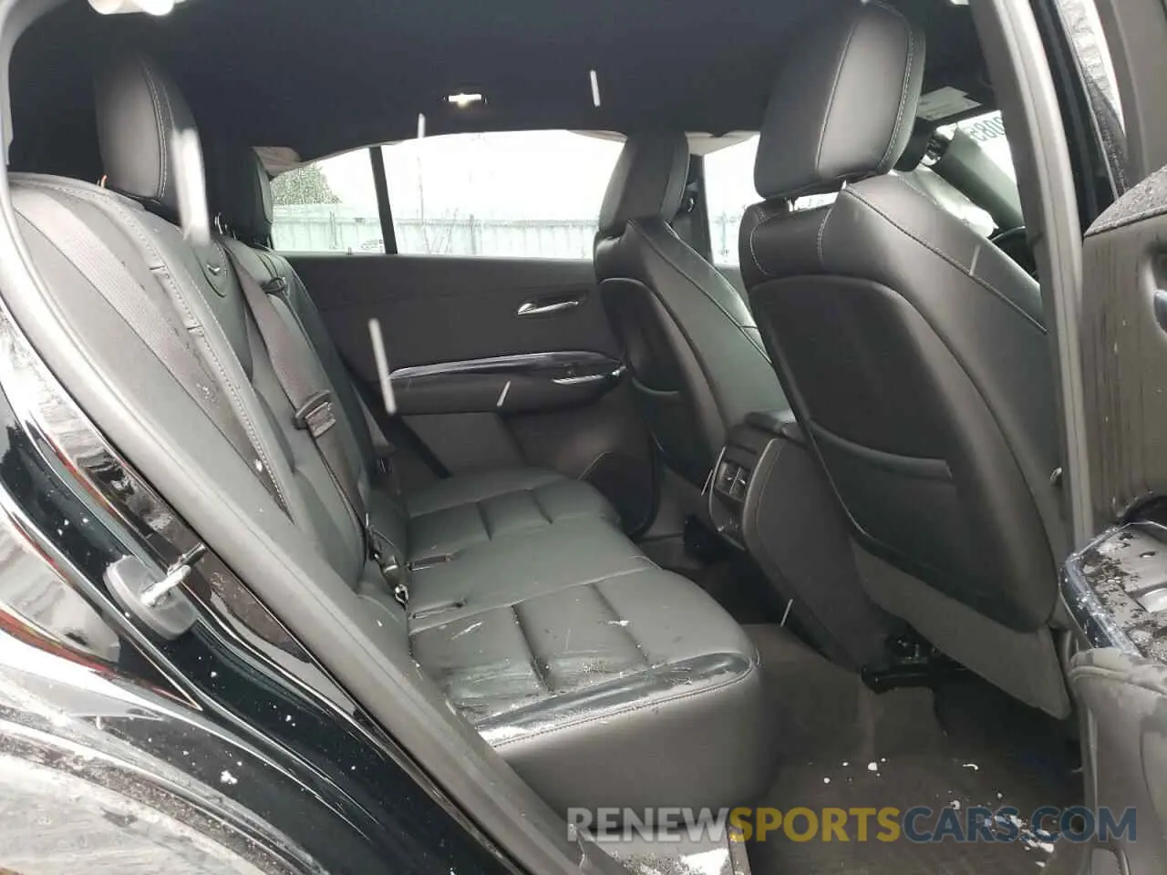 11 Photograph of a damaged car 1GYAZAR40PF168776 CADILLAC XT4 2023