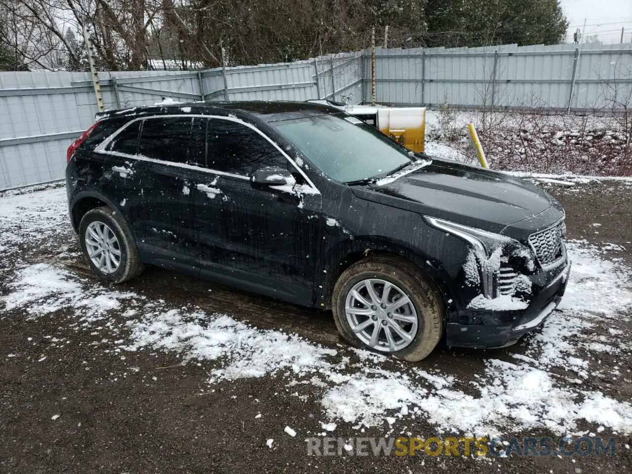 4 Photograph of a damaged car 1GYAZAR40PF168776 CADILLAC XT4 2023