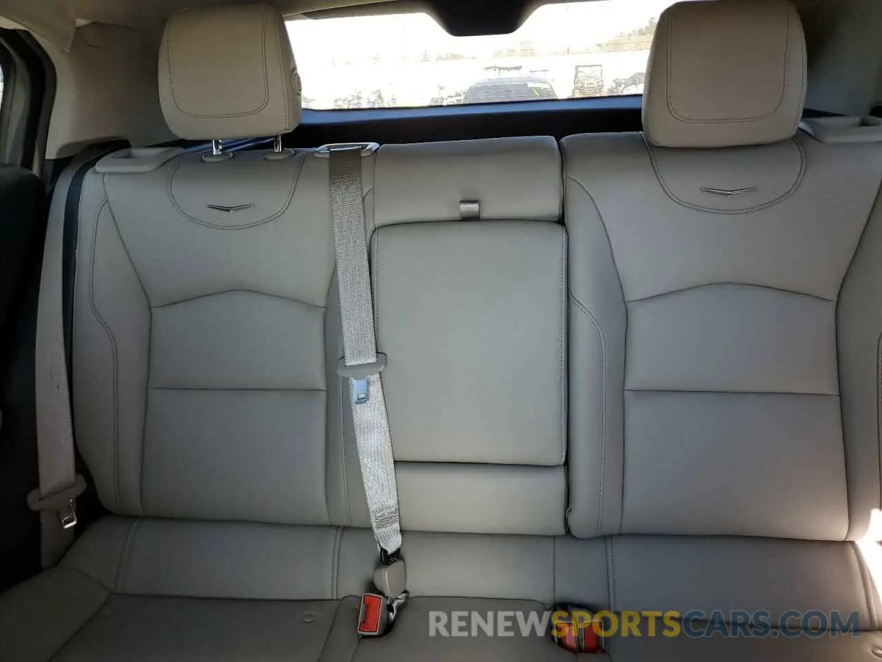 10 Photograph of a damaged car 1GYAZAR43PF122536 CADILLAC XT4 2023