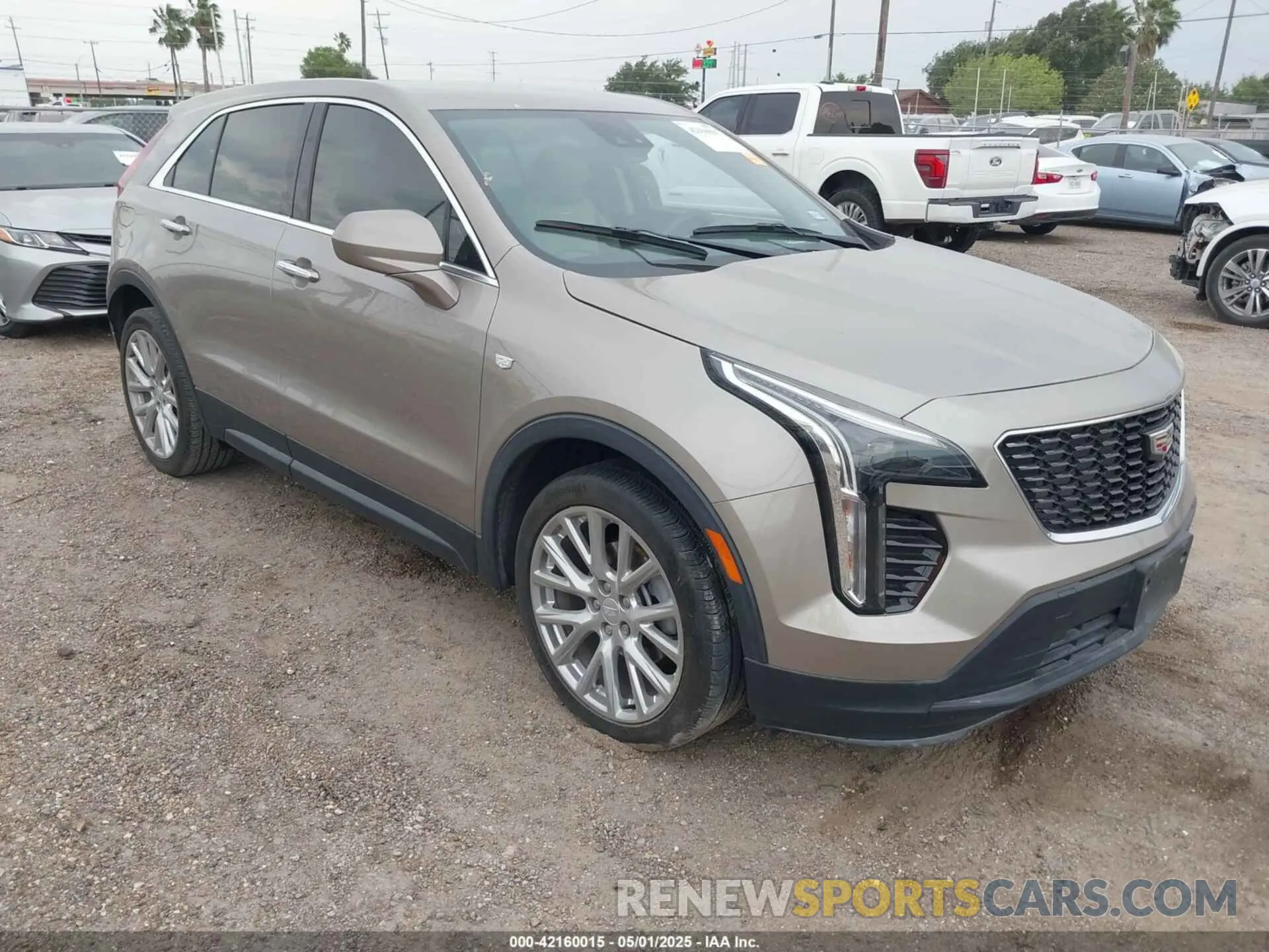 1 Photograph of a damaged car 1GYAZAR43PF152992 CADILLAC XT4 2023