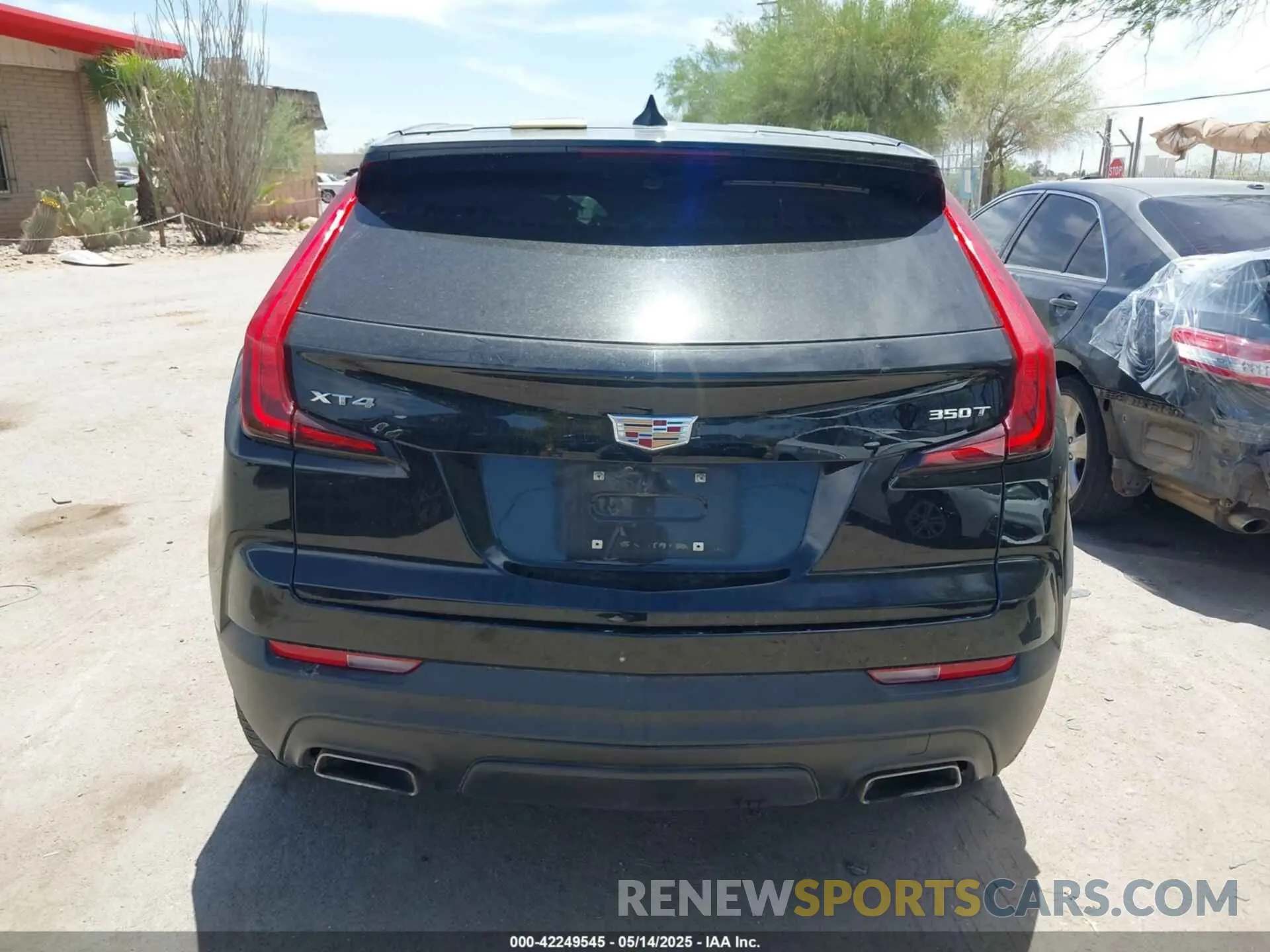 17 Photograph of a damaged car 1GYAZAR45PF110520 CADILLAC XT4 2023