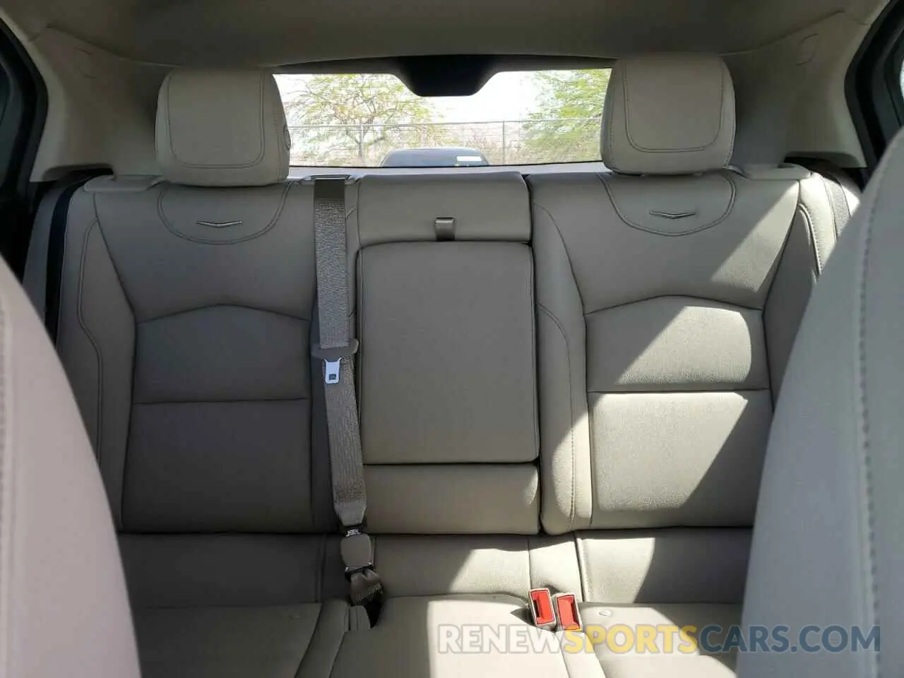 10 Photograph of a damaged car 1GYAZAR46PF134602 CADILLAC XT4 2023