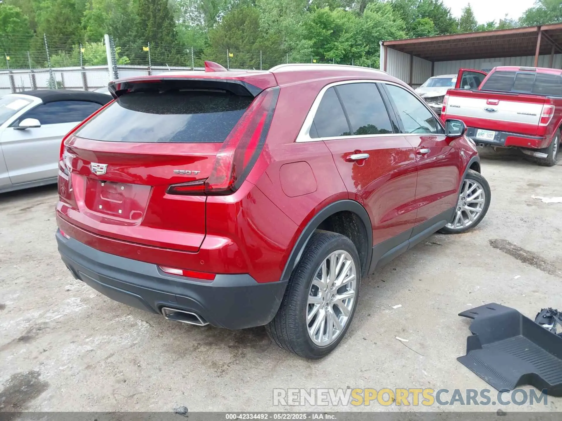 4 Photograph of a damaged car 1GYAZAR47PF133023 CADILLAC XT4 2023