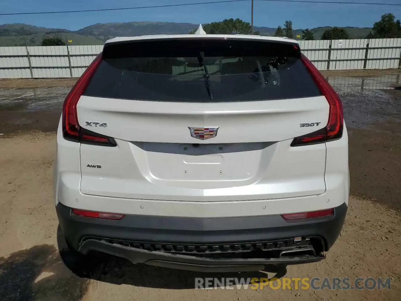 6 Photograph of a damaged car 1GYFZBR44PF101576 CADILLAC XT4 2023