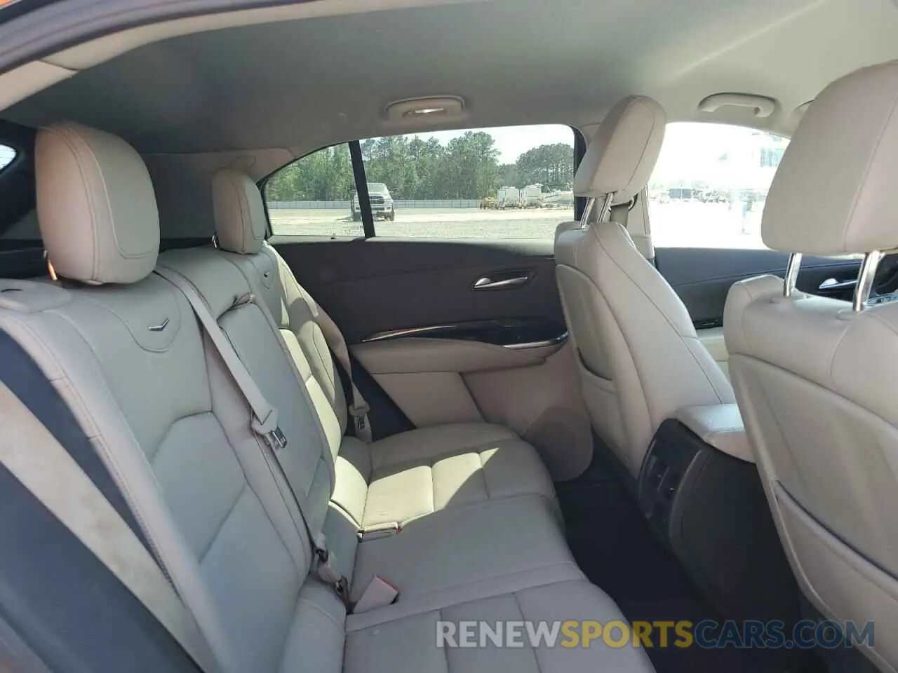 11 Photograph of a damaged car 1GYFZCR42PF100724 CADILLAC XT4 2023