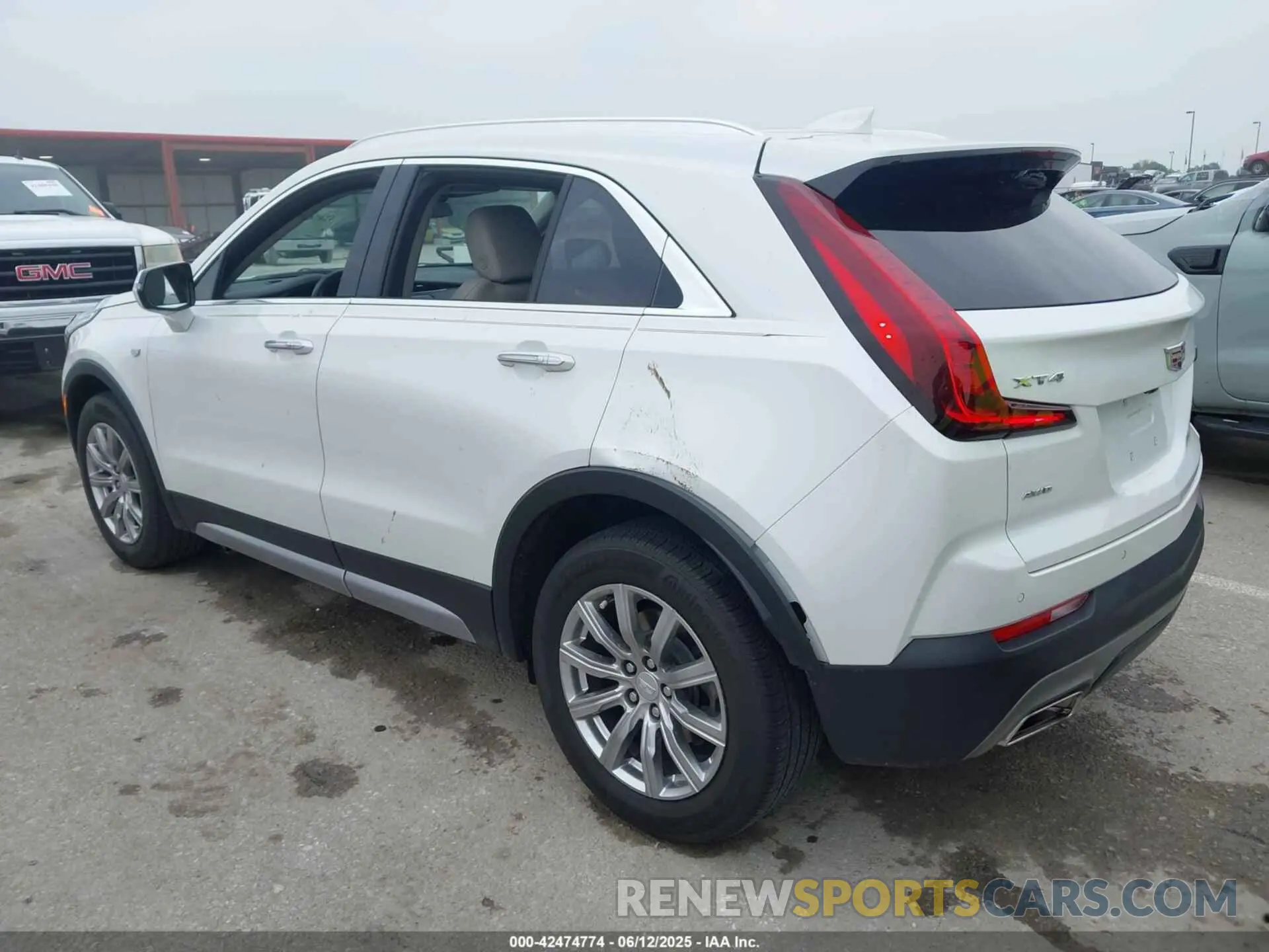 3 Photograph of a damaged car 1GYFZDR43PF176779 CADILLAC XT4 2023