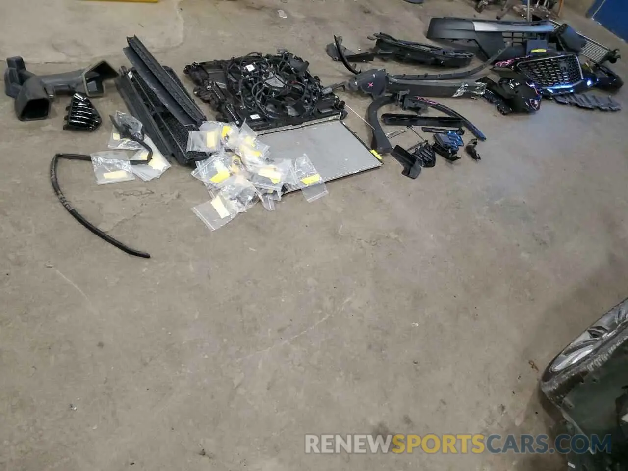 13 Photograph of a damaged car 1GYFZDR46PF112509 CADILLAC XT4 2023