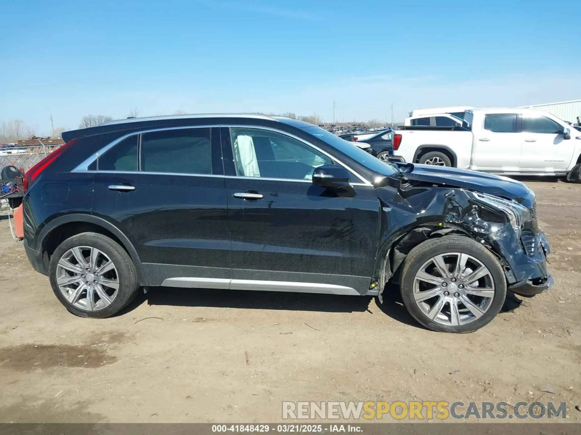 13 Photograph of a damaged car 1GYFZDR46PF195391 CADILLAC XT4 2023