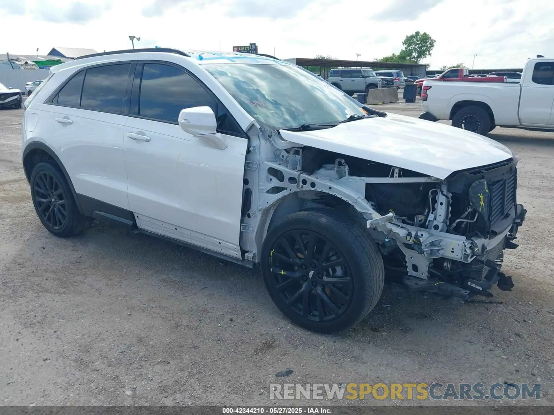 1 Photograph of a damaged car 1GYFZER46PF109082 CADILLAC XT4 2023
