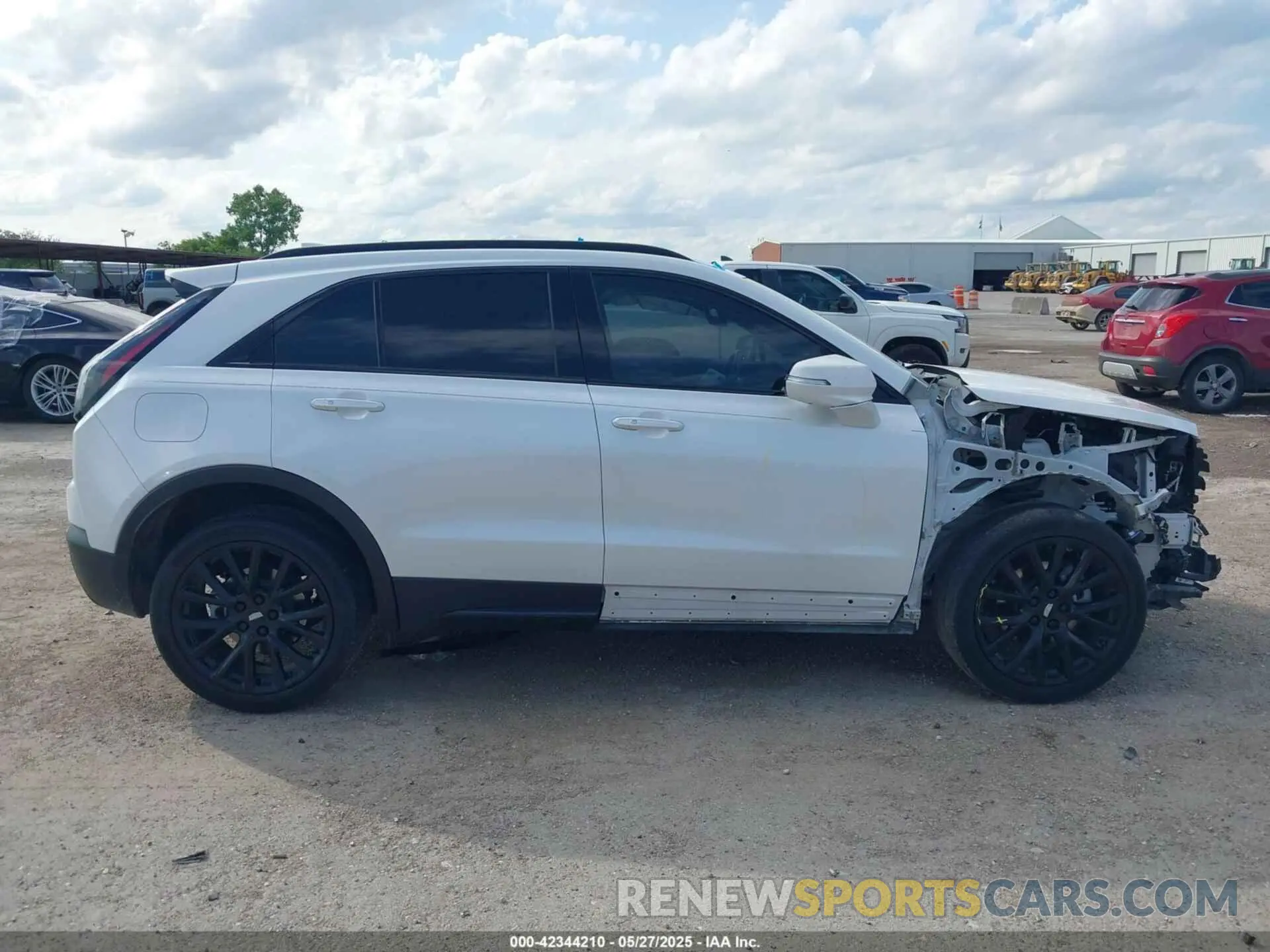 14 Photograph of a damaged car 1GYFZER46PF109082 CADILLAC XT4 2023