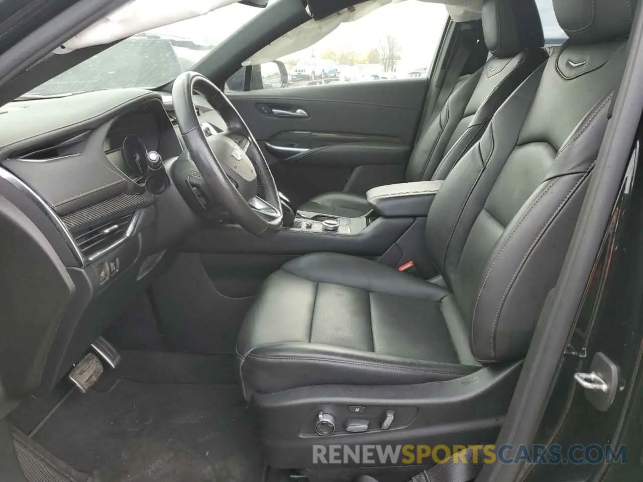 7 Photograph of a damaged car 1GYFZFR45PF128521 CADILLAC XT4 2023