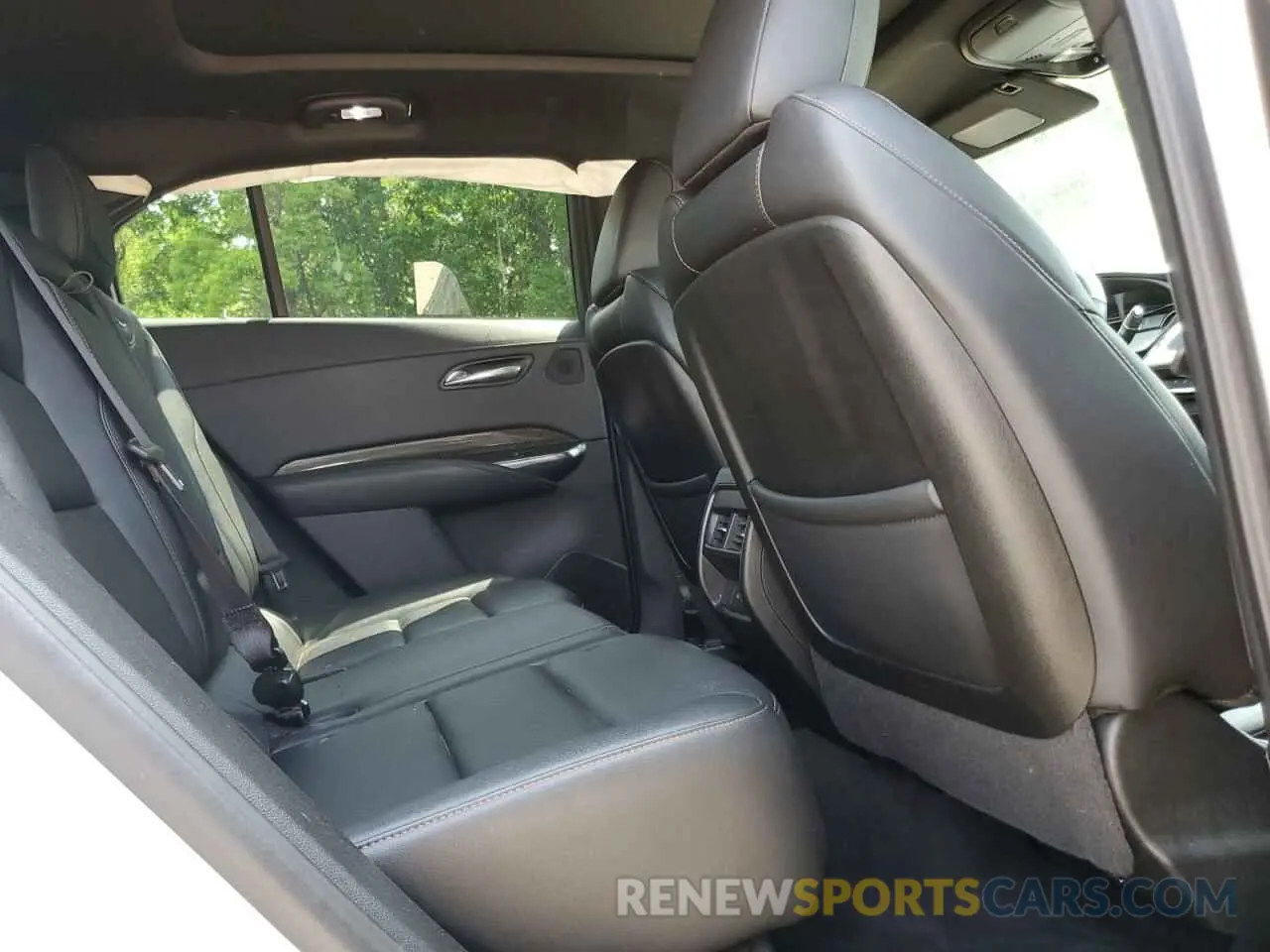 11 Photograph of a damaged car 1GYFZFR46PF209320 CADILLAC XT4 2023
