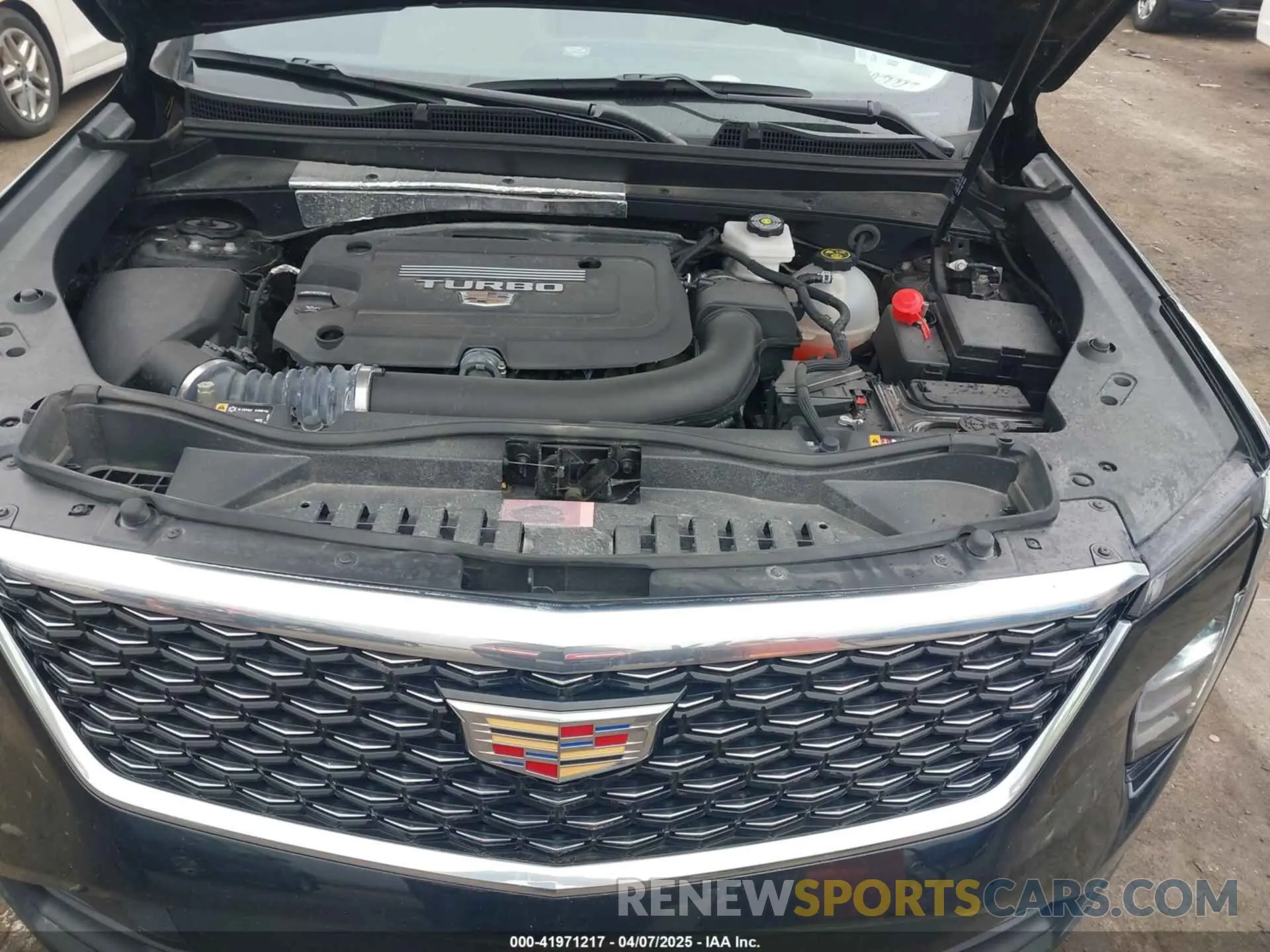 10 Photograph of a damaged car 1GYFZBR41RF101697 CADILLAC XT4 2024