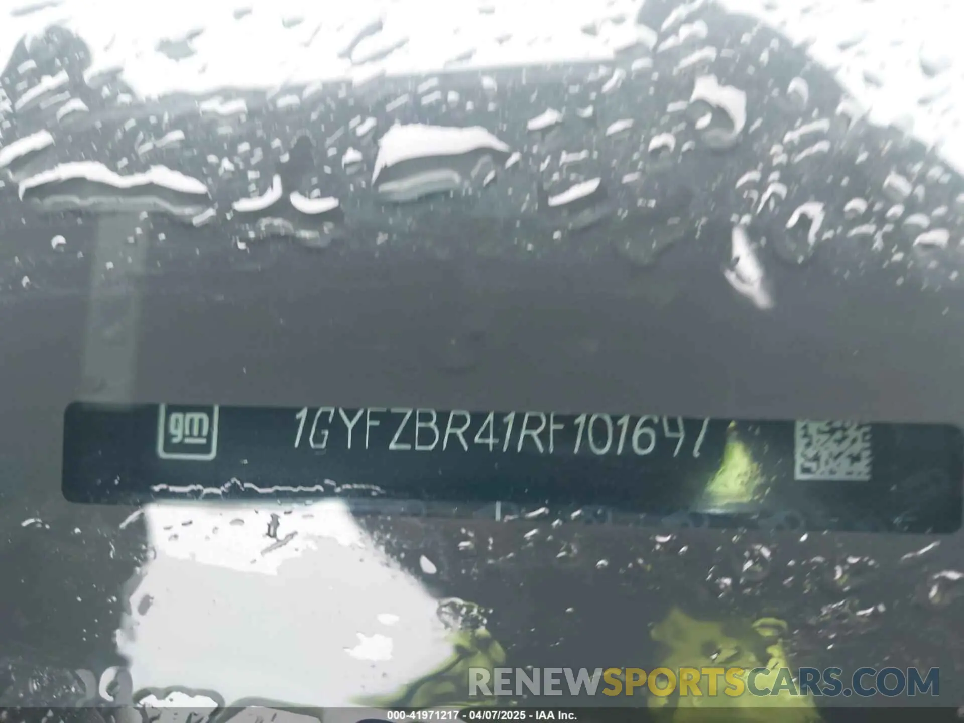 9 Photograph of a damaged car 1GYFZBR41RF101697 CADILLAC XT4 2024