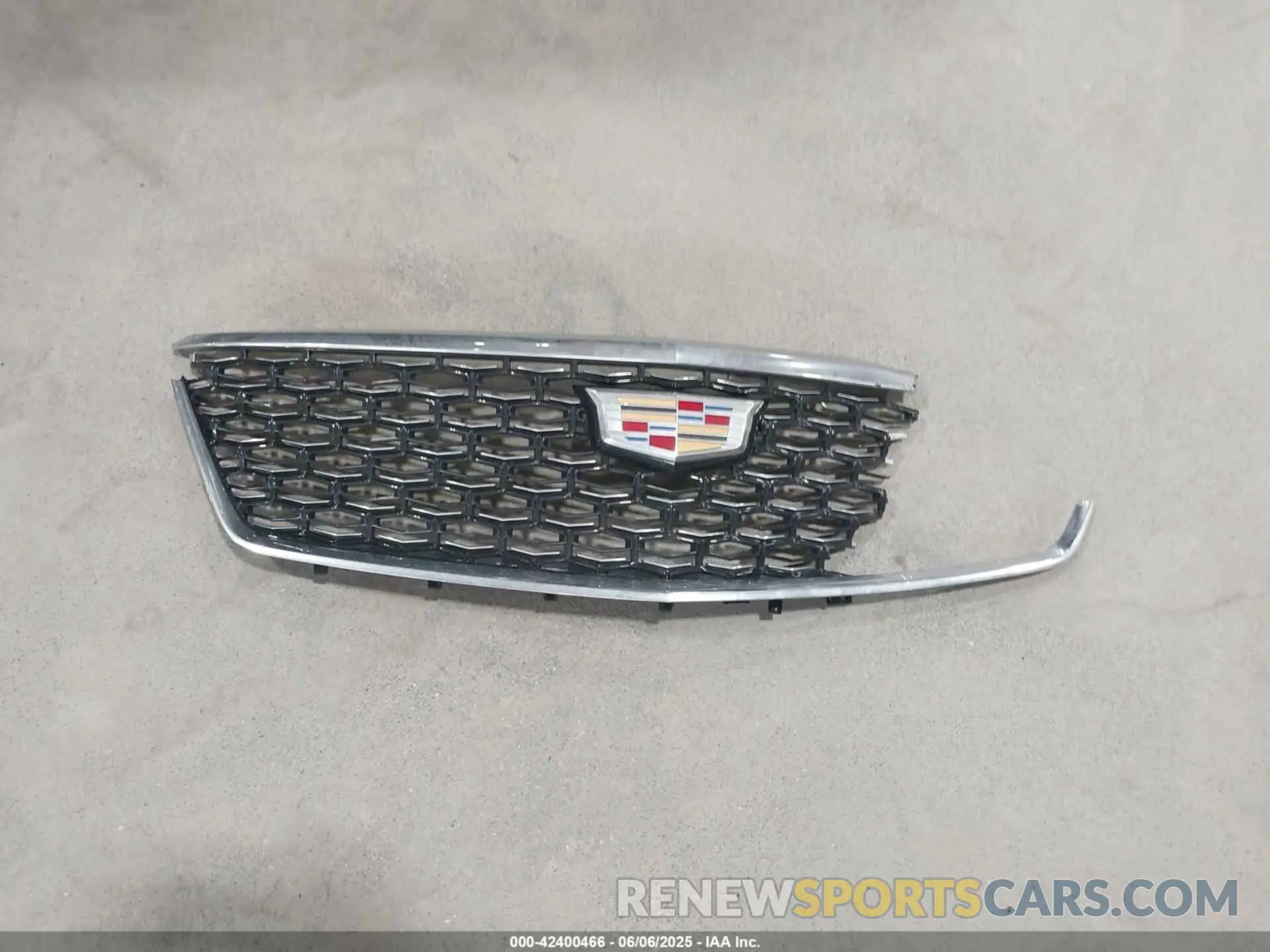 12 Photograph of a damaged car 1GYFZBR4XRF108969 CADILLAC XT4 2024