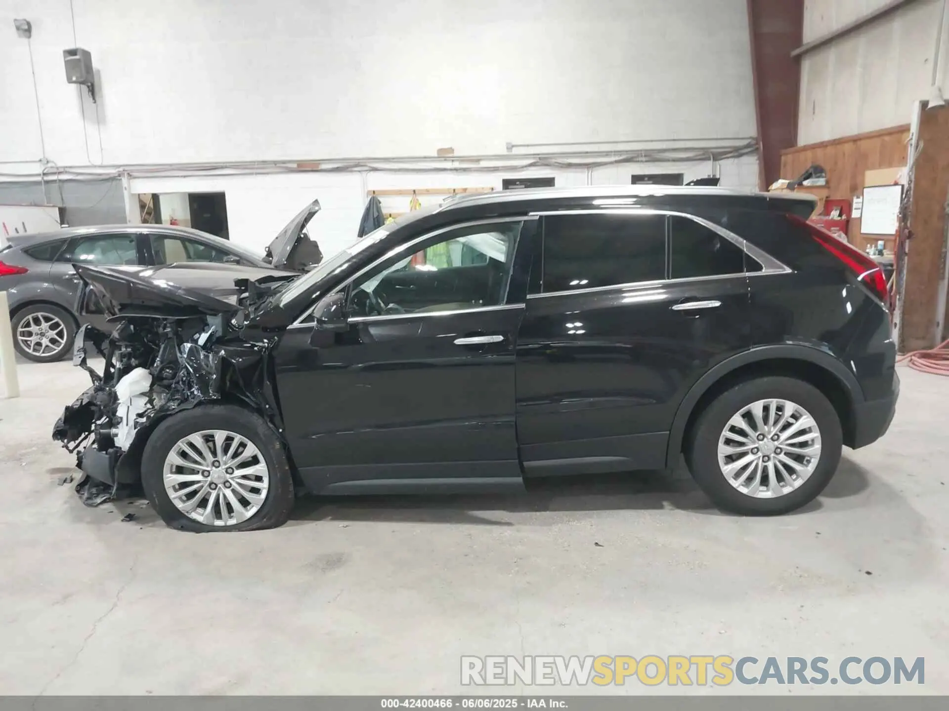 15 Photograph of a damaged car 1GYFZBR4XRF108969 CADILLAC XT4 2024