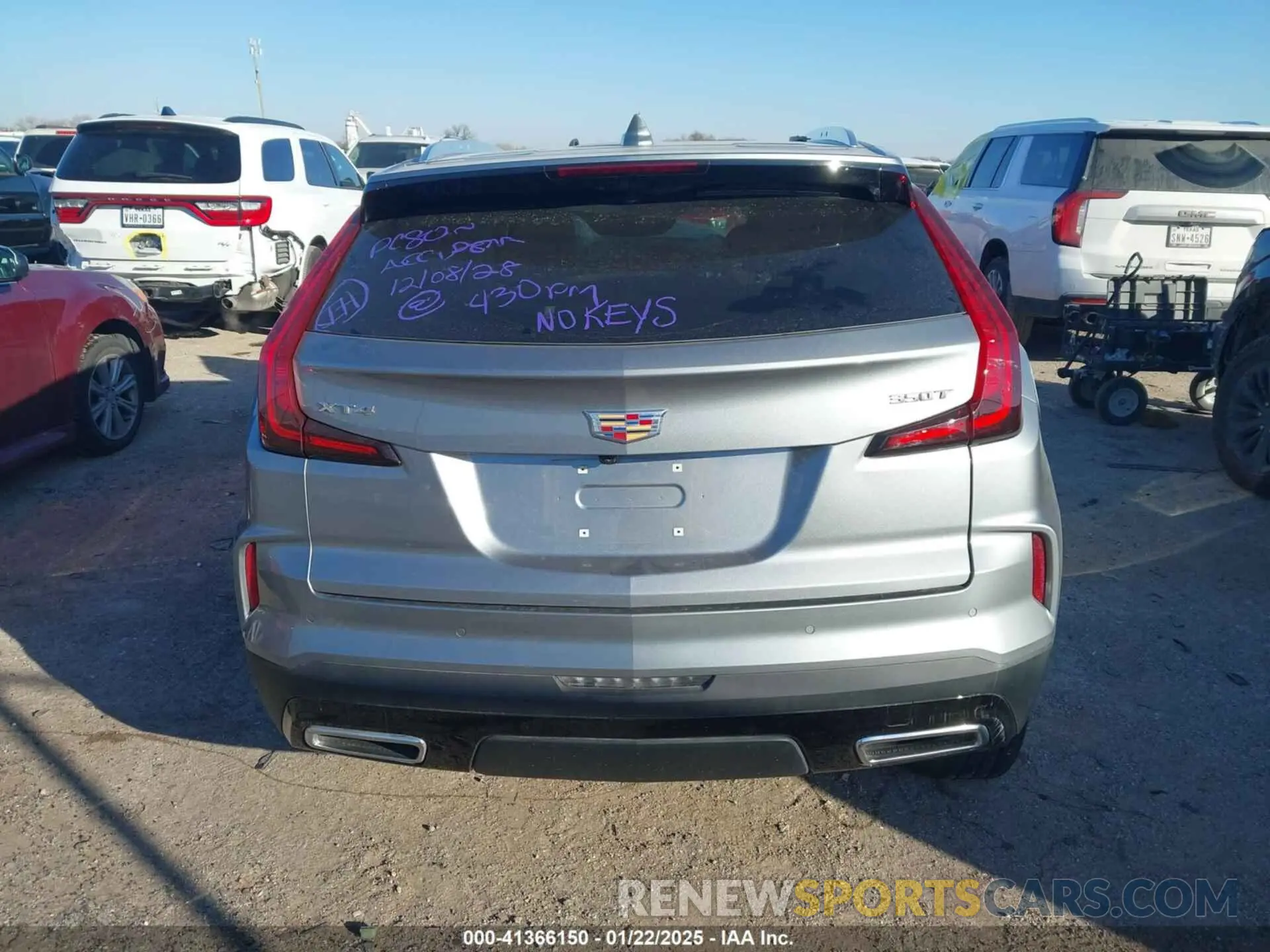 15 Photograph of a damaged car 1GYFZCR40RF158284 CADILLAC XT4 2024