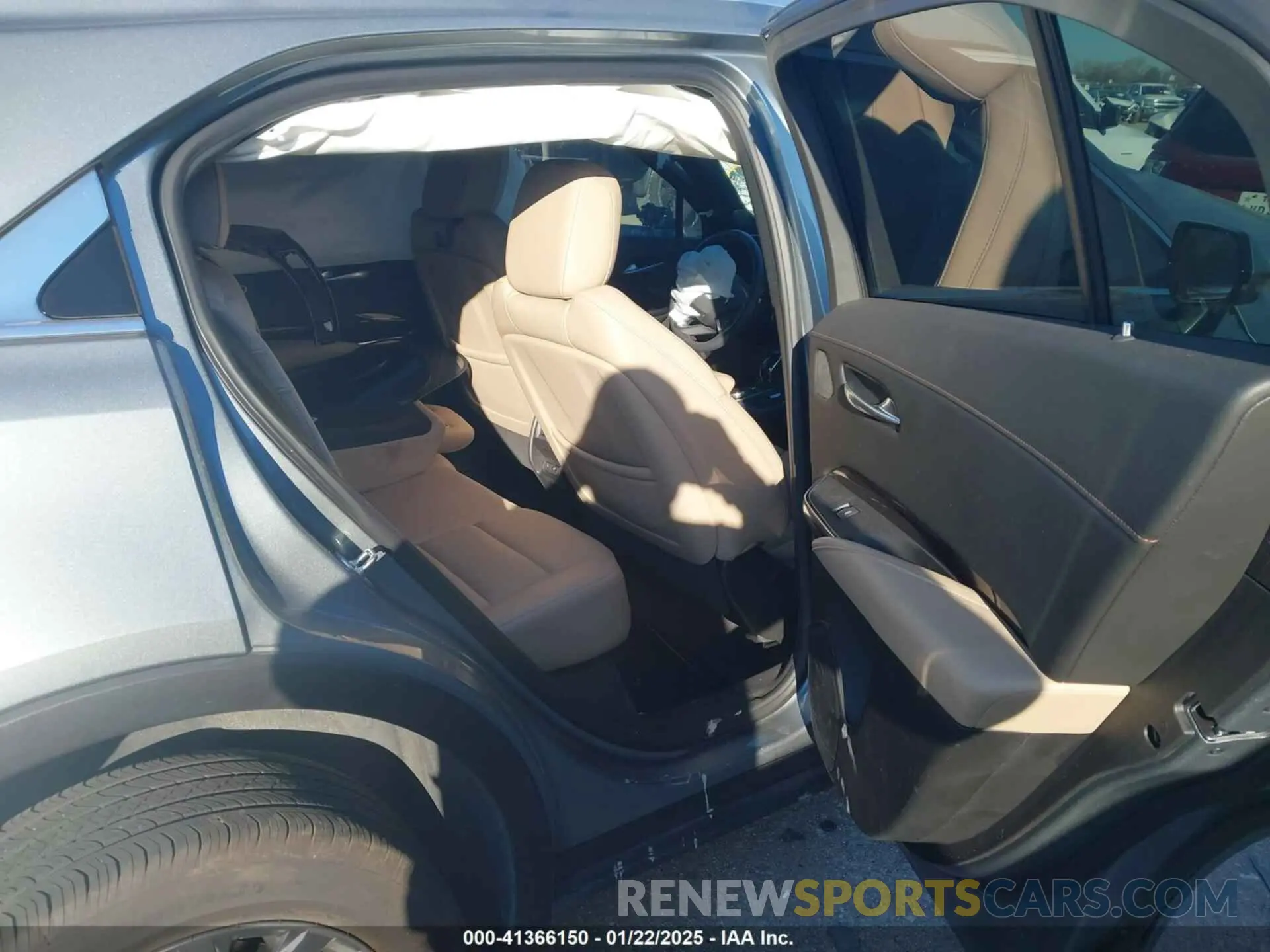 8 Photograph of a damaged car 1GYFZCR40RF158284 CADILLAC XT4 2024