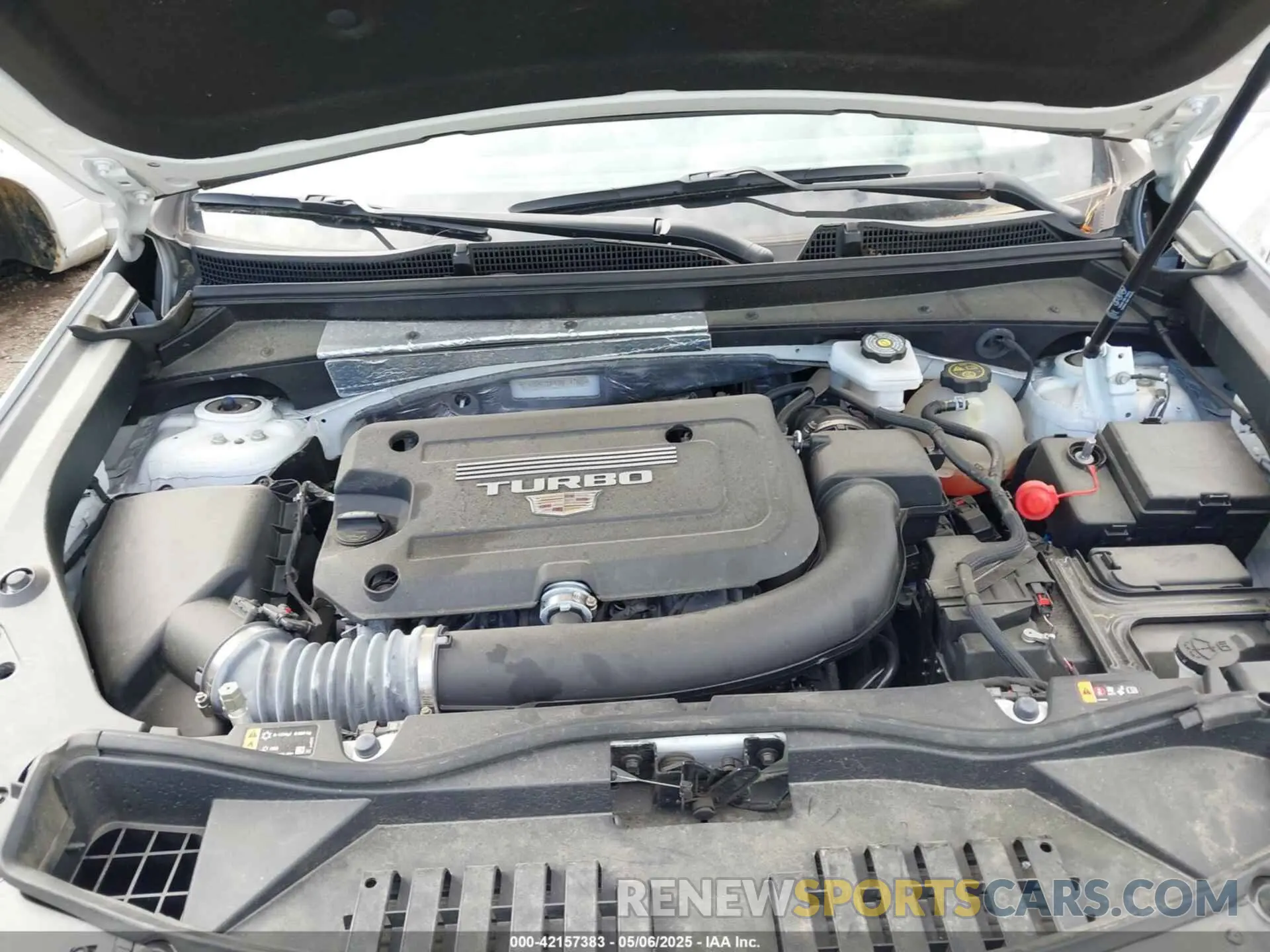 10 Photograph of a damaged car 1GYFZDR43RF147835 CADILLAC XT4 2024