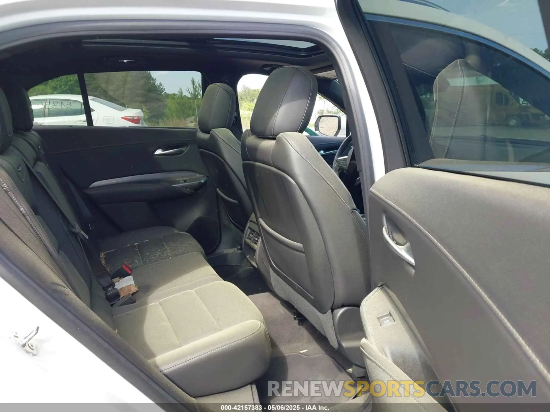 8 Photograph of a damaged car 1GYFZDR43RF147835 CADILLAC XT4 2024