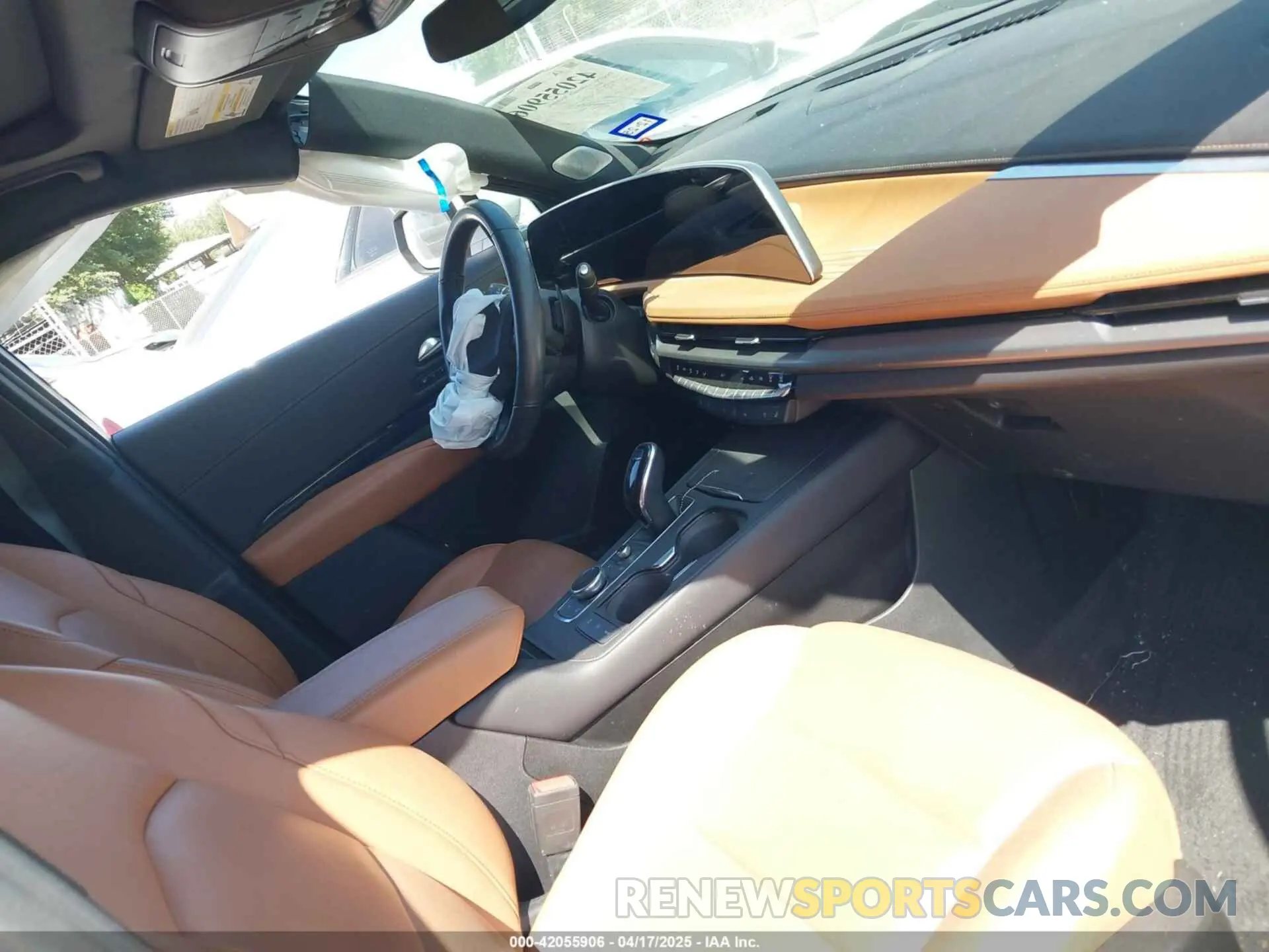 5 Photograph of a damaged car 1GYFZER43RF133293 CADILLAC XT4 2024
