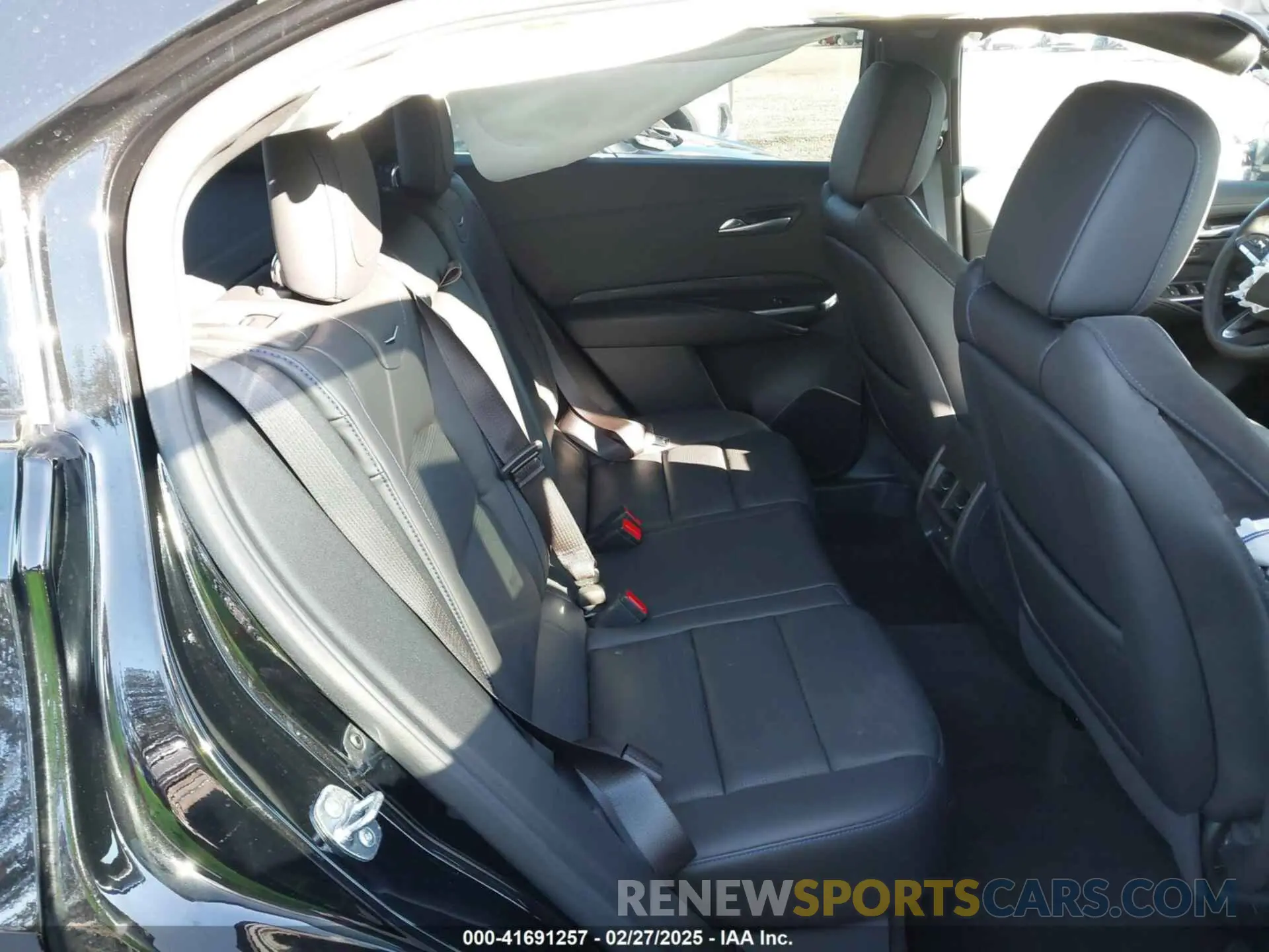 8 Photograph of a damaged car 1GYFZFR44RF198384 CADILLAC XT4 2024