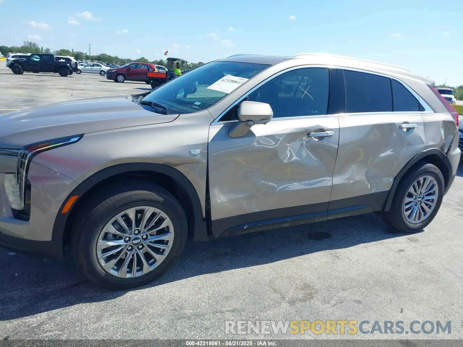6 Photograph of a damaged car 1GYFZCR41SF152998 CADILLAC XT4 2025