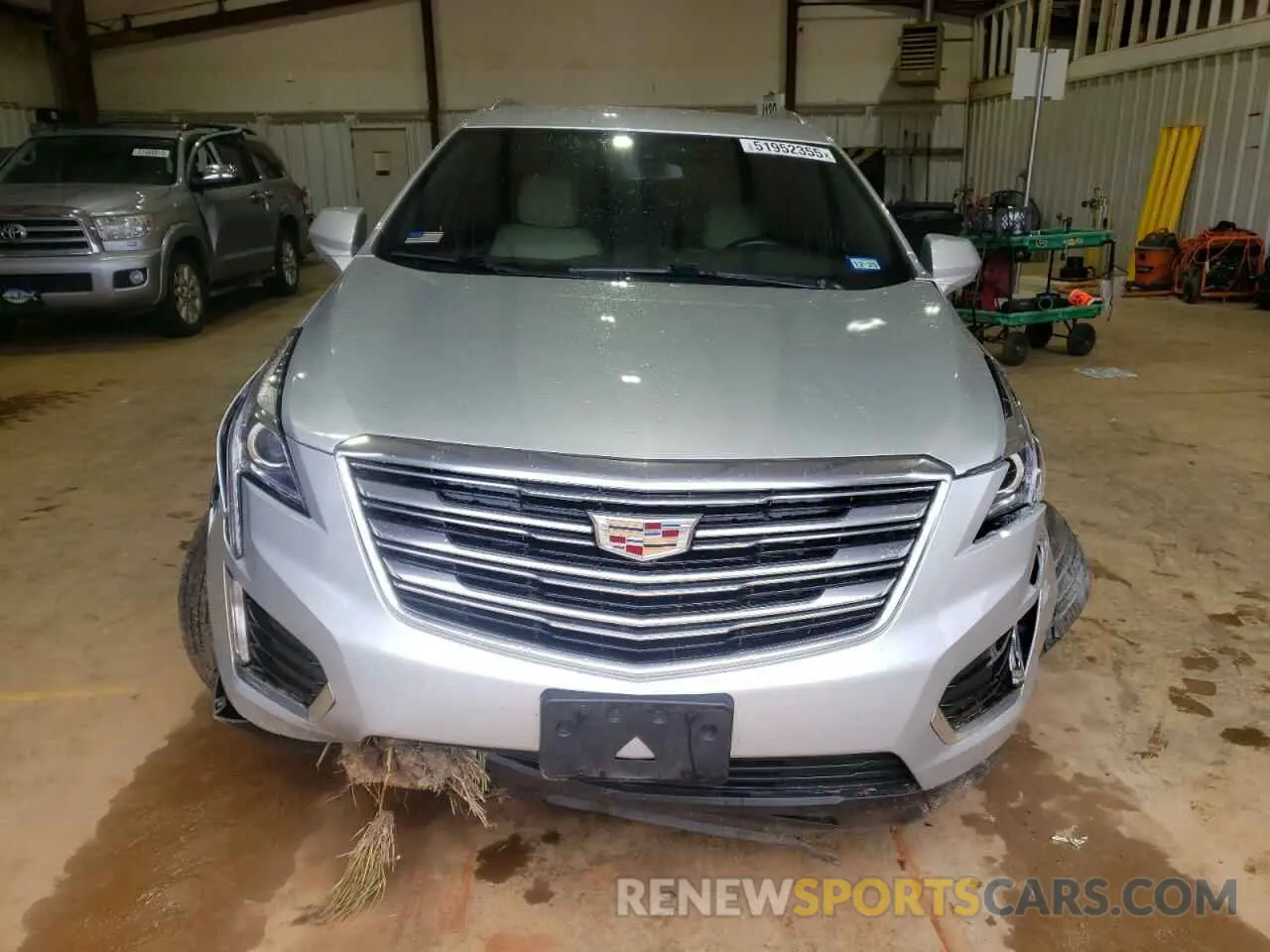 5 Photograph of a damaged car 1GYKNARS1KZ231504 CADILLAC XT5 2019