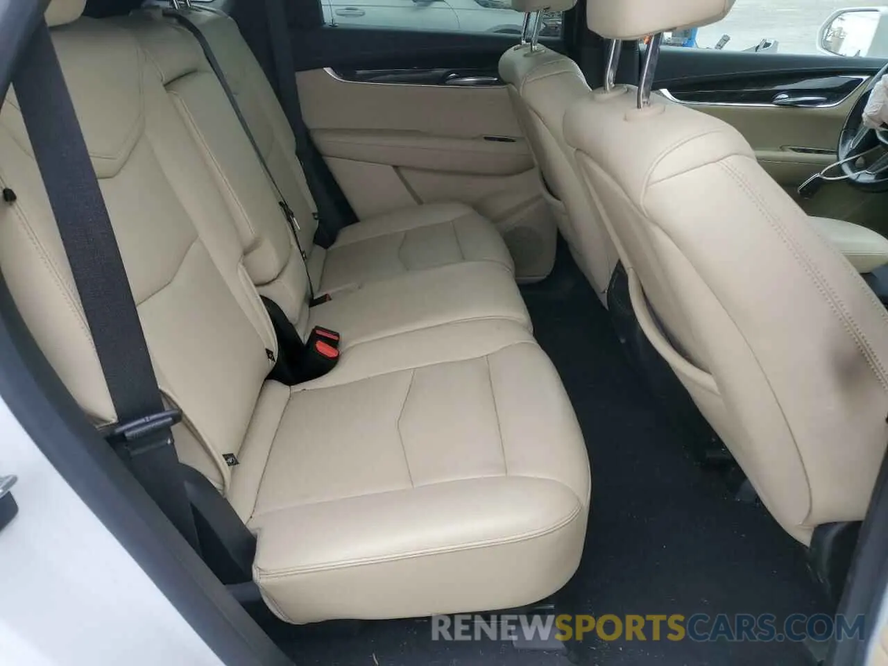 12 Photograph of a damaged car 1GYKNARS5KZ215029 CADILLAC XT5 2019