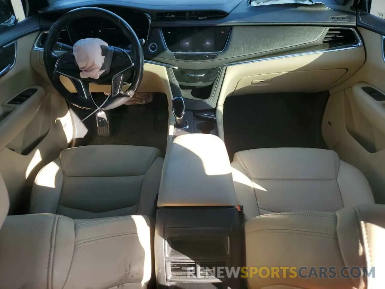 8 Photograph of a damaged car 1GYKNARS8KZ218927 CADILLAC XT5 2019