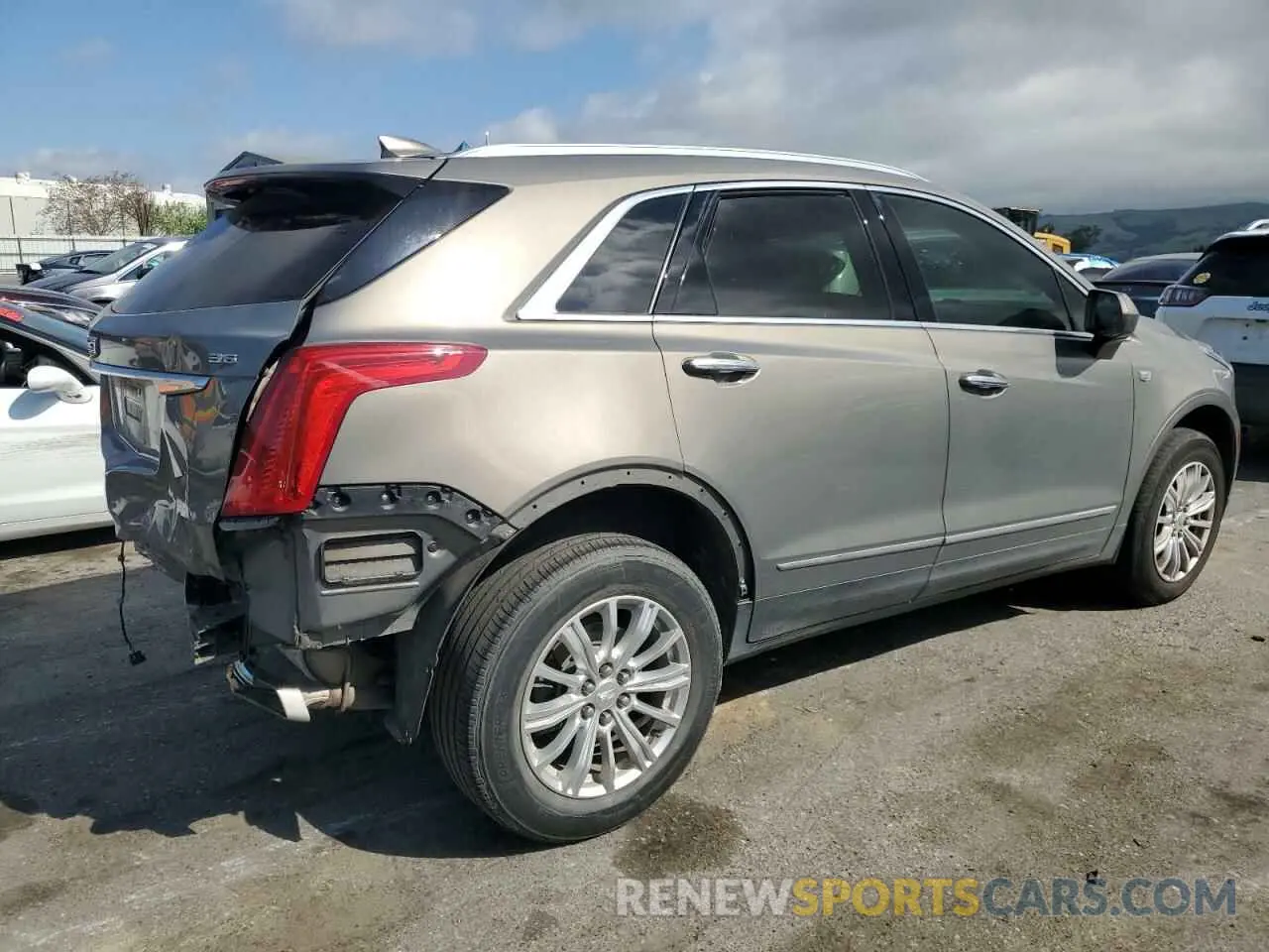 3 Photograph of a damaged car 1GYKNARS8KZ236067 CADILLAC XT5 2019