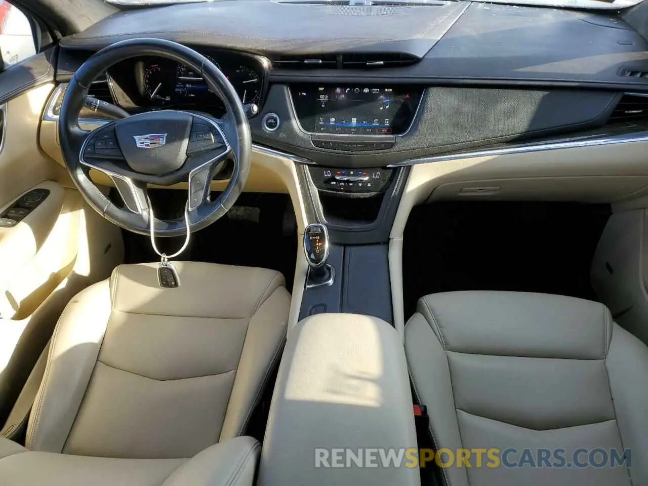 8 Photograph of a damaged car 1GYKNARS9KZ107402 CADILLAC XT5 2019