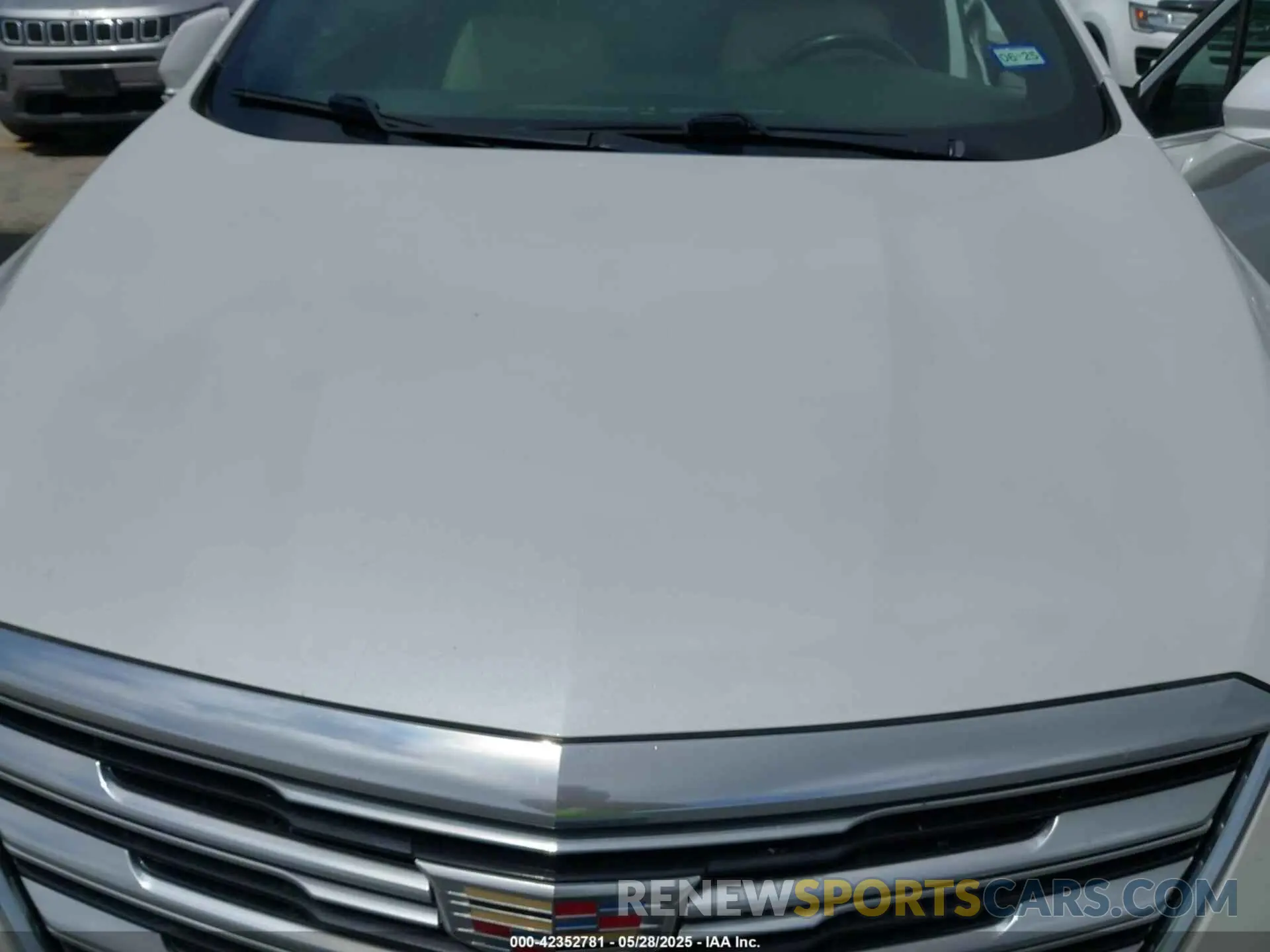 6 Photograph of a damaged car 1GYKNARSXKZ117520 CADILLAC XT5 2019