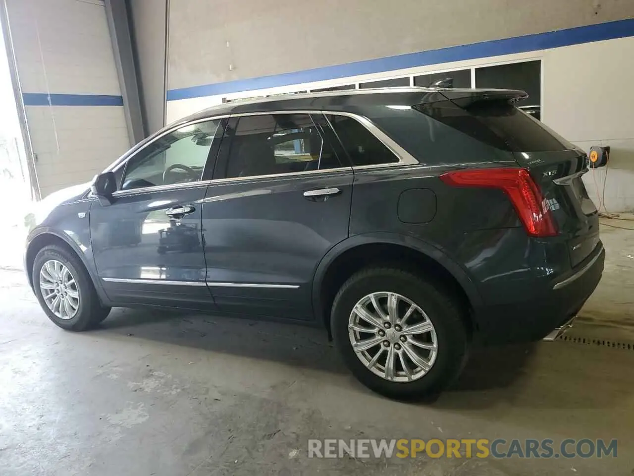 2 Photograph of a damaged car 1GYKNBRS1KZ161279 CADILLAC XT5 2019