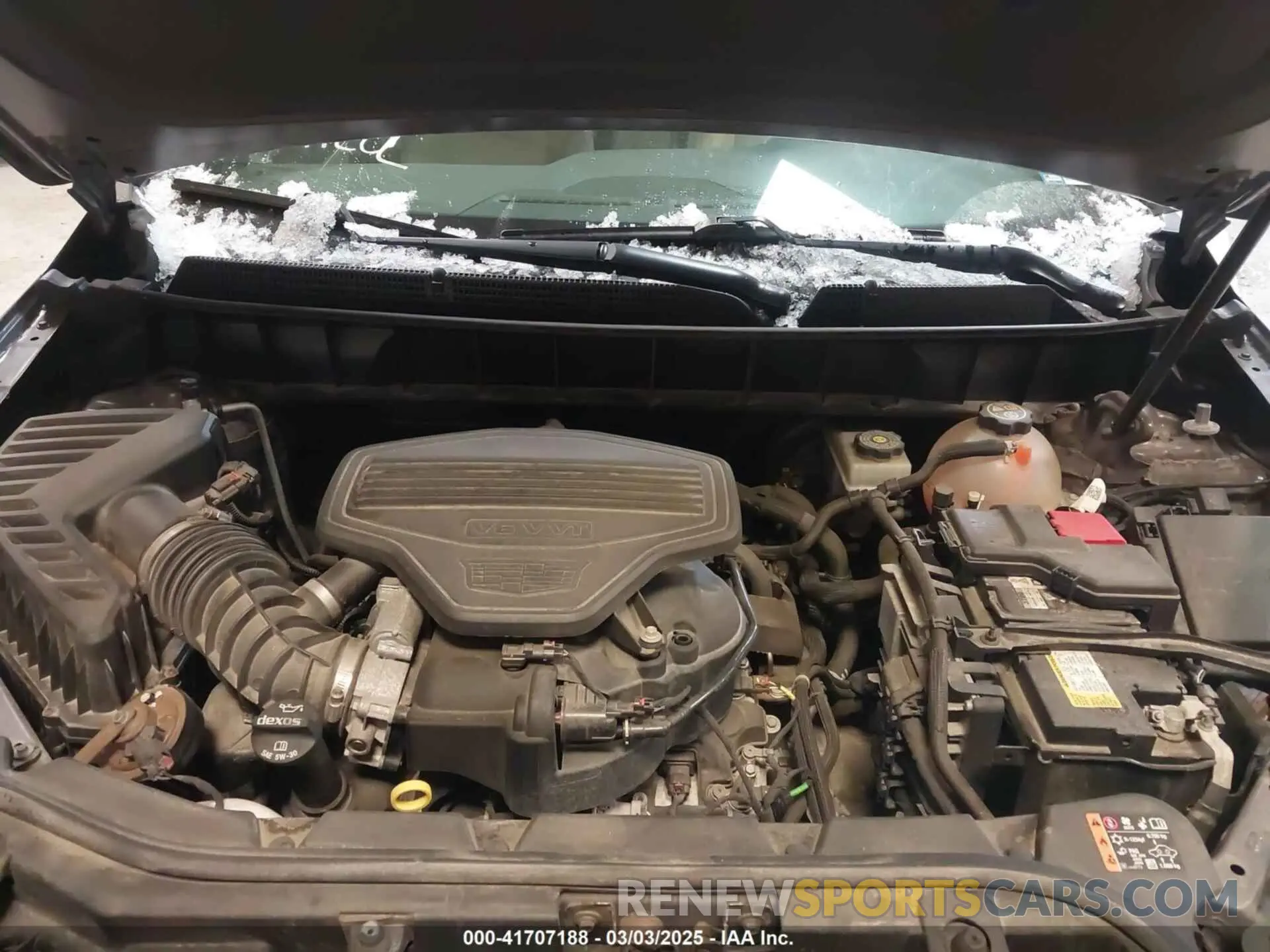 10 Photograph of a damaged car 1GYKNBRS6KZ199736 CADILLAC XT5 2019