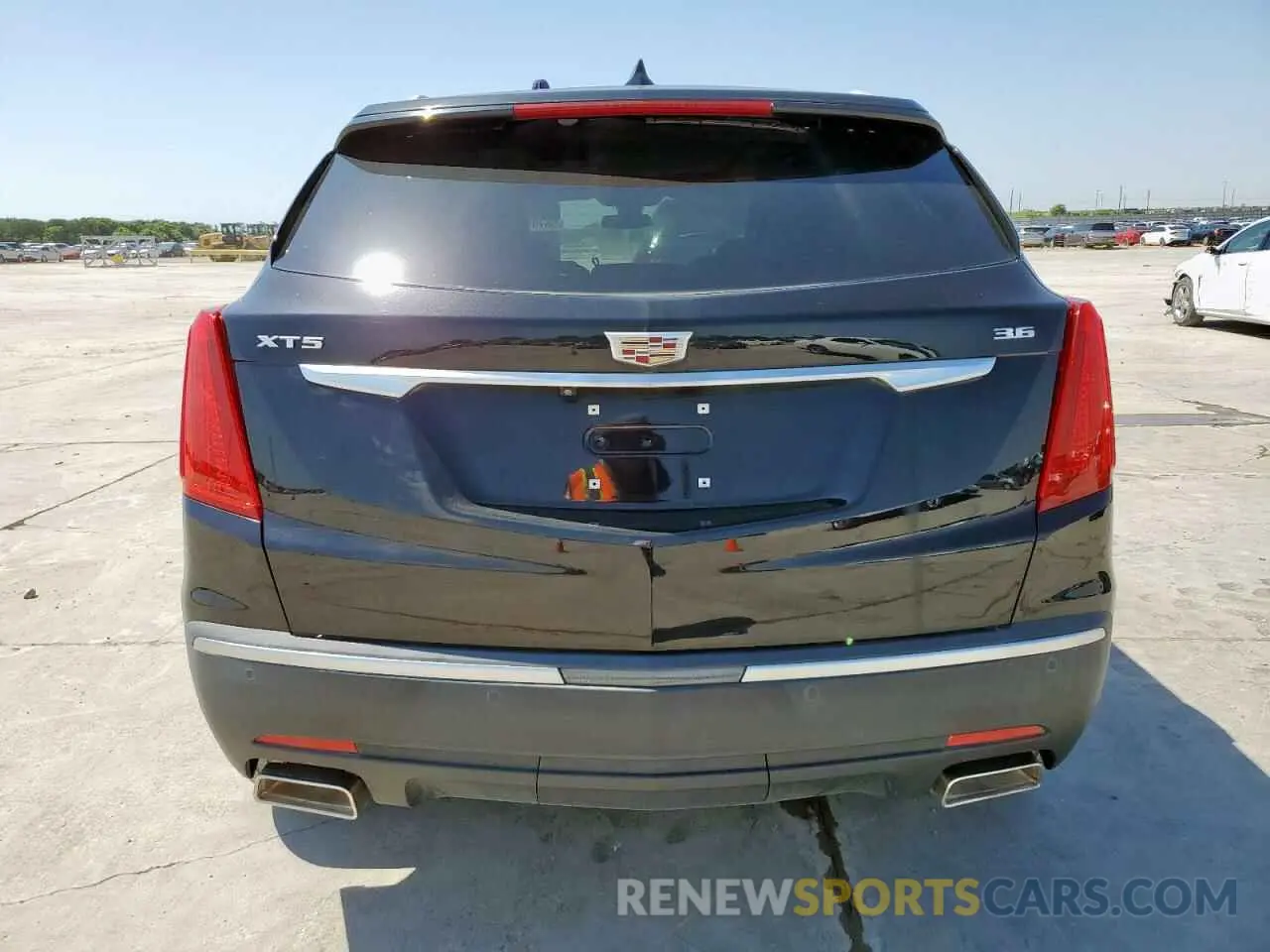 6 Photograph of a damaged car 1GYKNCRS0KZ112080 CADILLAC XT5 2019