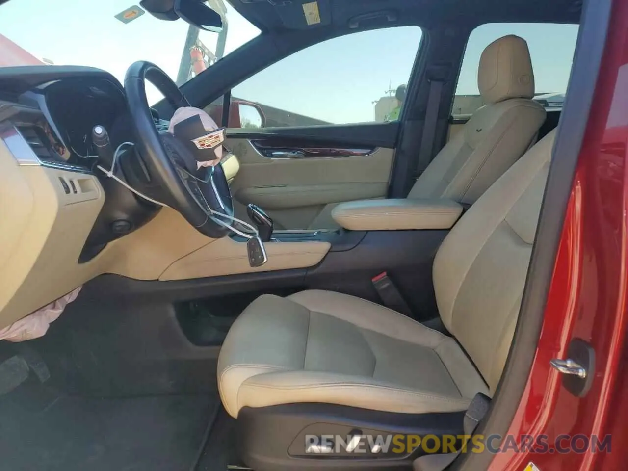 7 Photograph of a damaged car 1GYKNCRS0KZ172568 CADILLAC XT5 2019