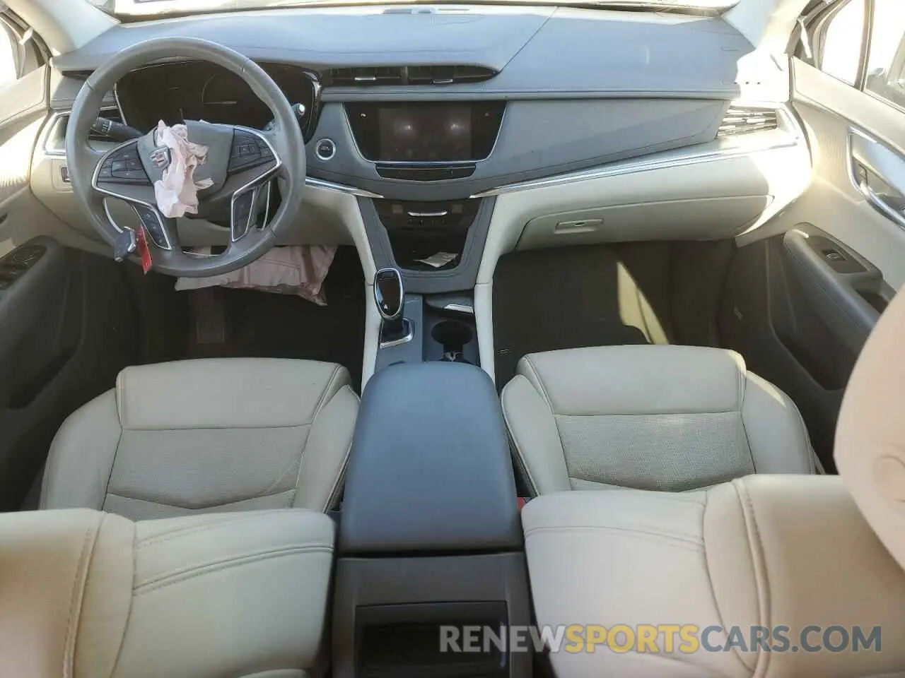 8 Photograph of a damaged car 1GYKNCRS0KZ180203 CADILLAC XT5 2019