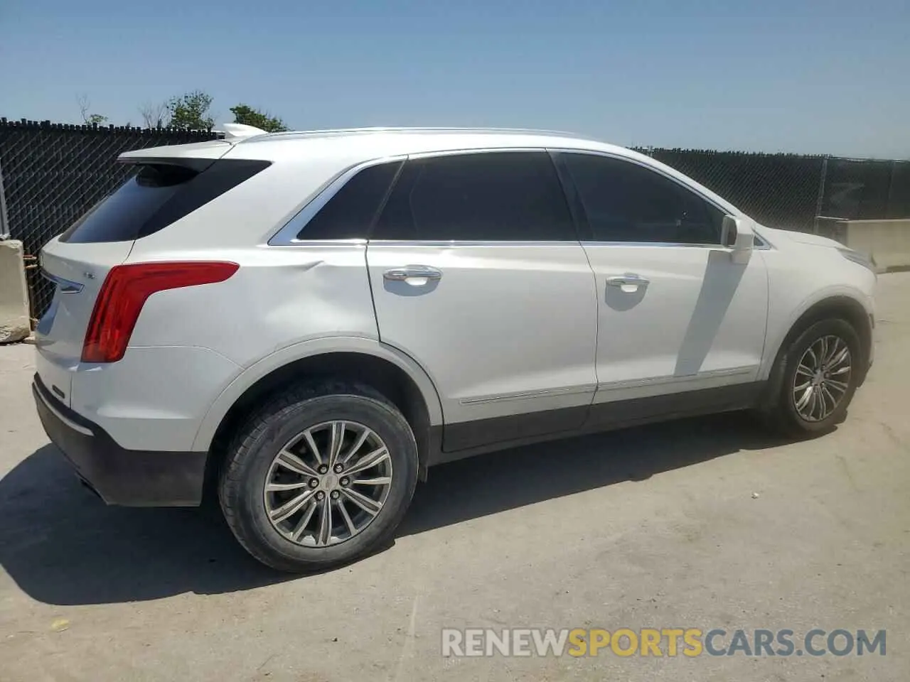 3 Photograph of a damaged car 1GYKNCRS1KZ219624 CADILLAC XT5 2019