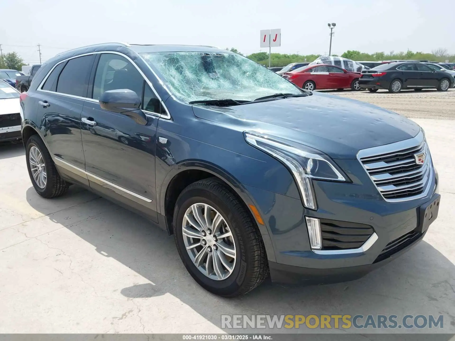 1 Photograph of a damaged car 1GYKNCRS1KZ259282 CADILLAC XT5 2019