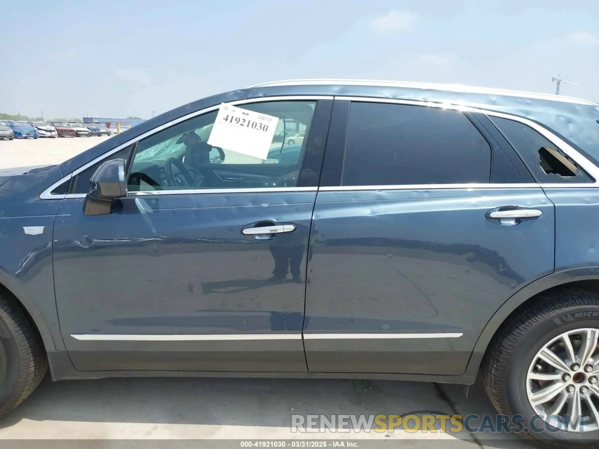 14 Photograph of a damaged car 1GYKNCRS1KZ259282 CADILLAC XT5 2019