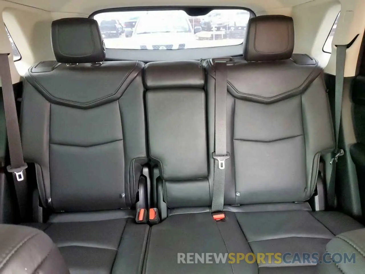 10 Photograph of a damaged car 1GYKNCRS1KZ271223 CADILLAC XT5 2019