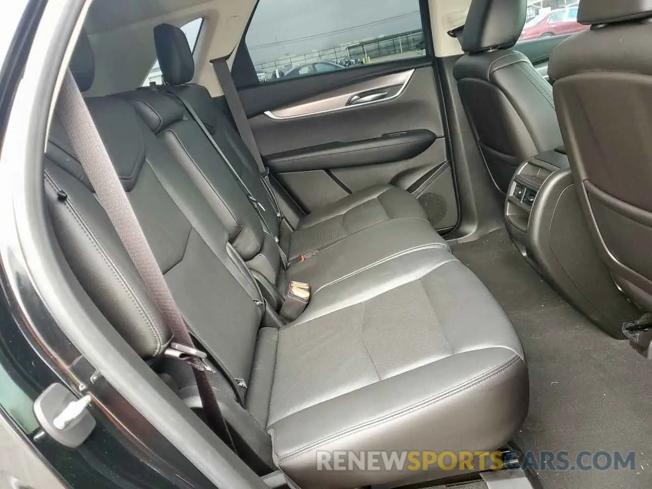 11 Photograph of a damaged car 1GYKNCRS1KZ271223 CADILLAC XT5 2019