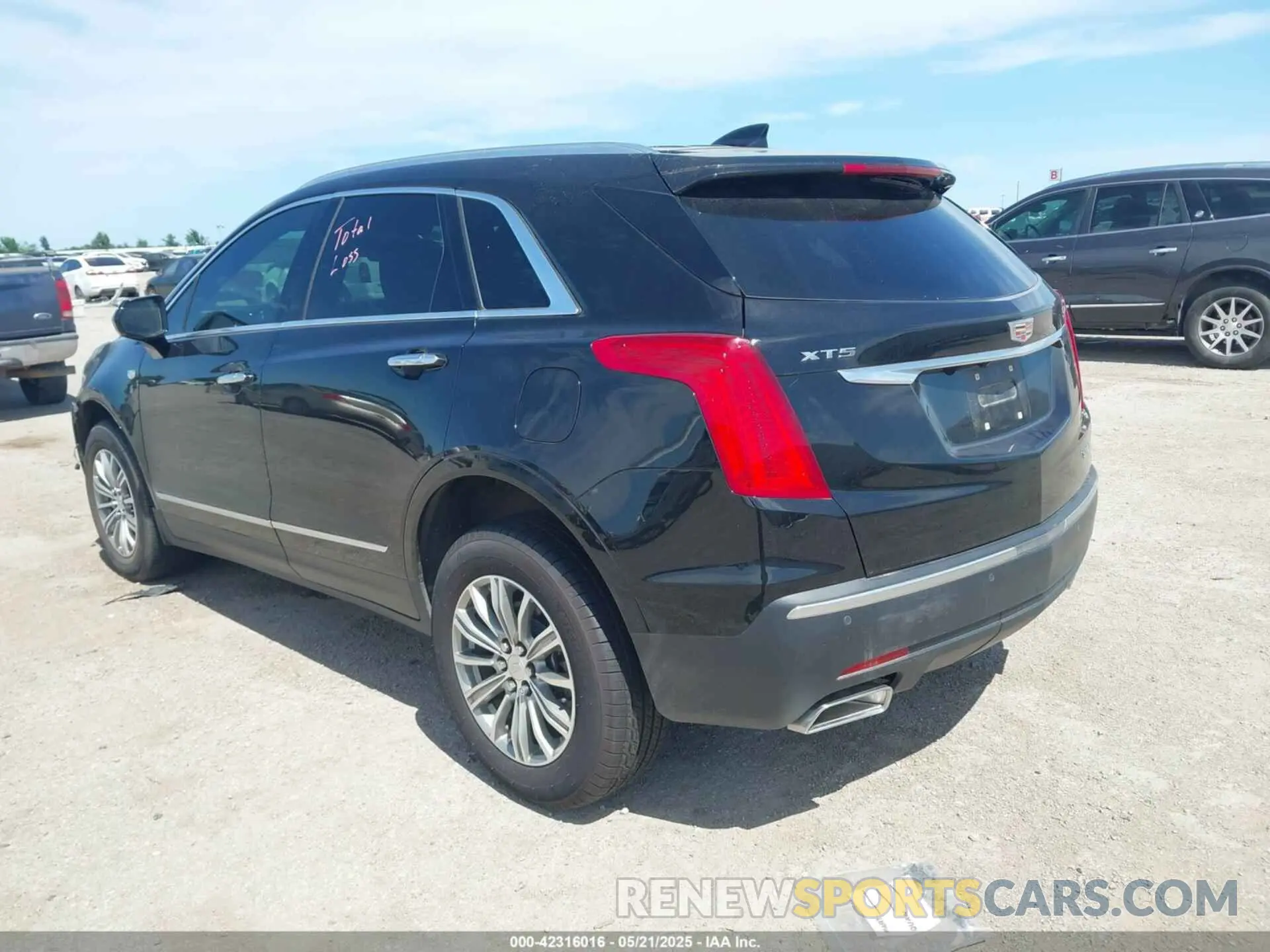 3 Photograph of a damaged car 1GYKNCRS2KZ150054 CADILLAC XT5 2019