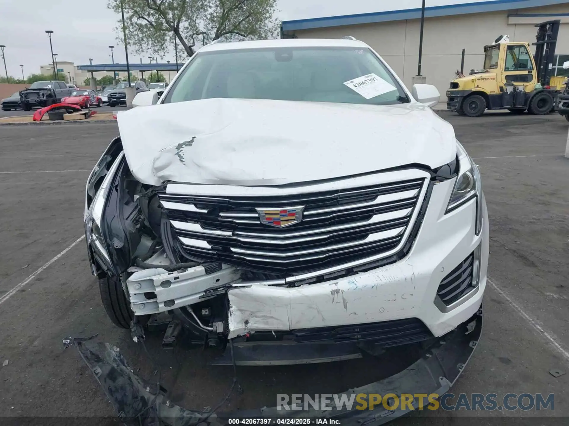 13 Photograph of a damaged car 1GYKNCRS2KZ158560 CADILLAC XT5 2019