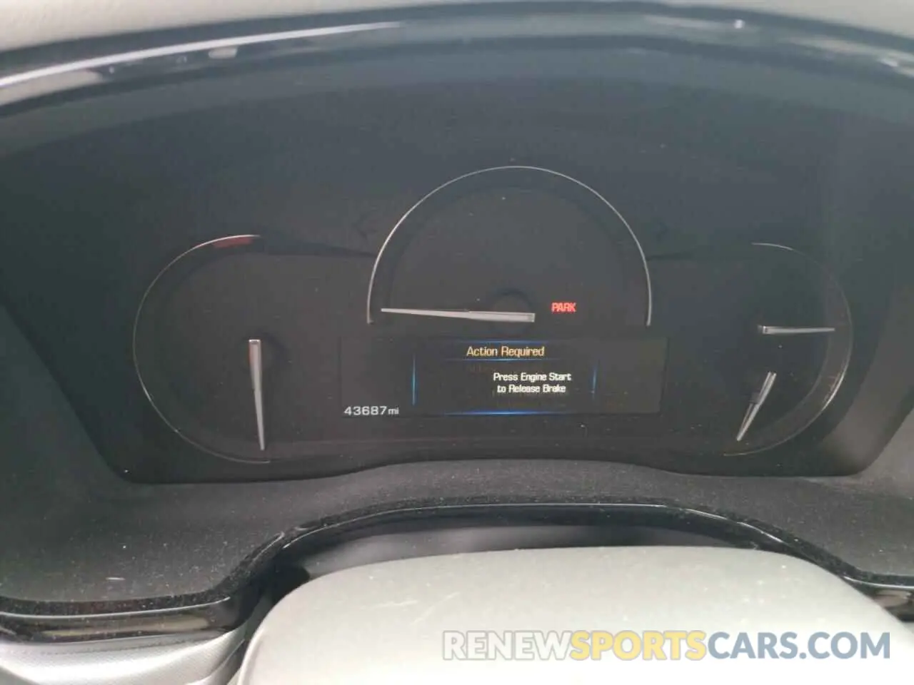 9 Photograph of a damaged car 1GYKNCRS2KZ241647 CADILLAC XT5 2019