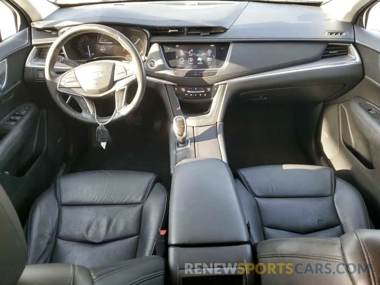 8 Photograph of a damaged car 1GYKNCRS2KZ289651 CADILLAC XT5 2019