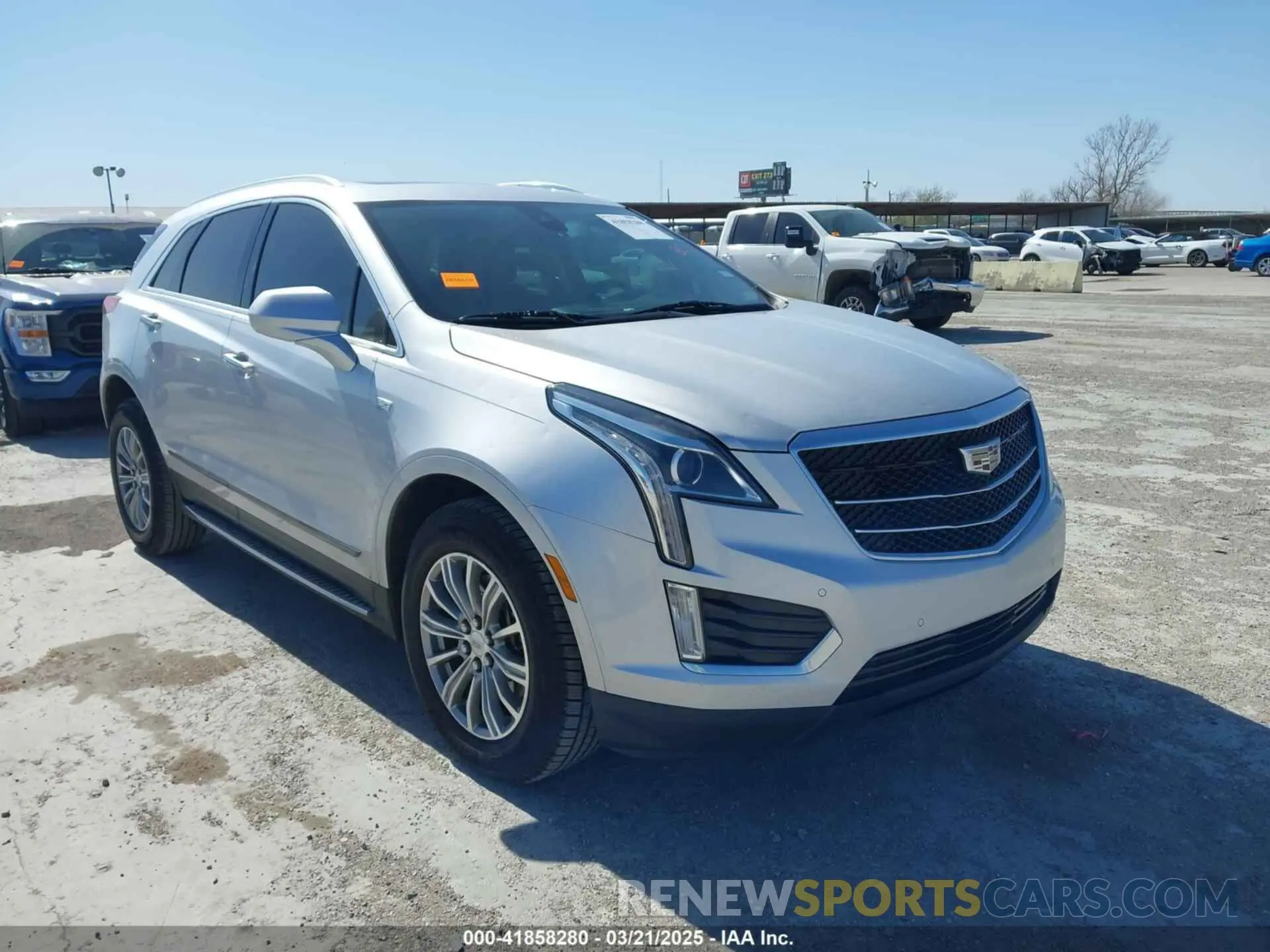 1 Photograph of a damaged car 1GYKNCRS3KZ100411 CADILLAC XT5 2019